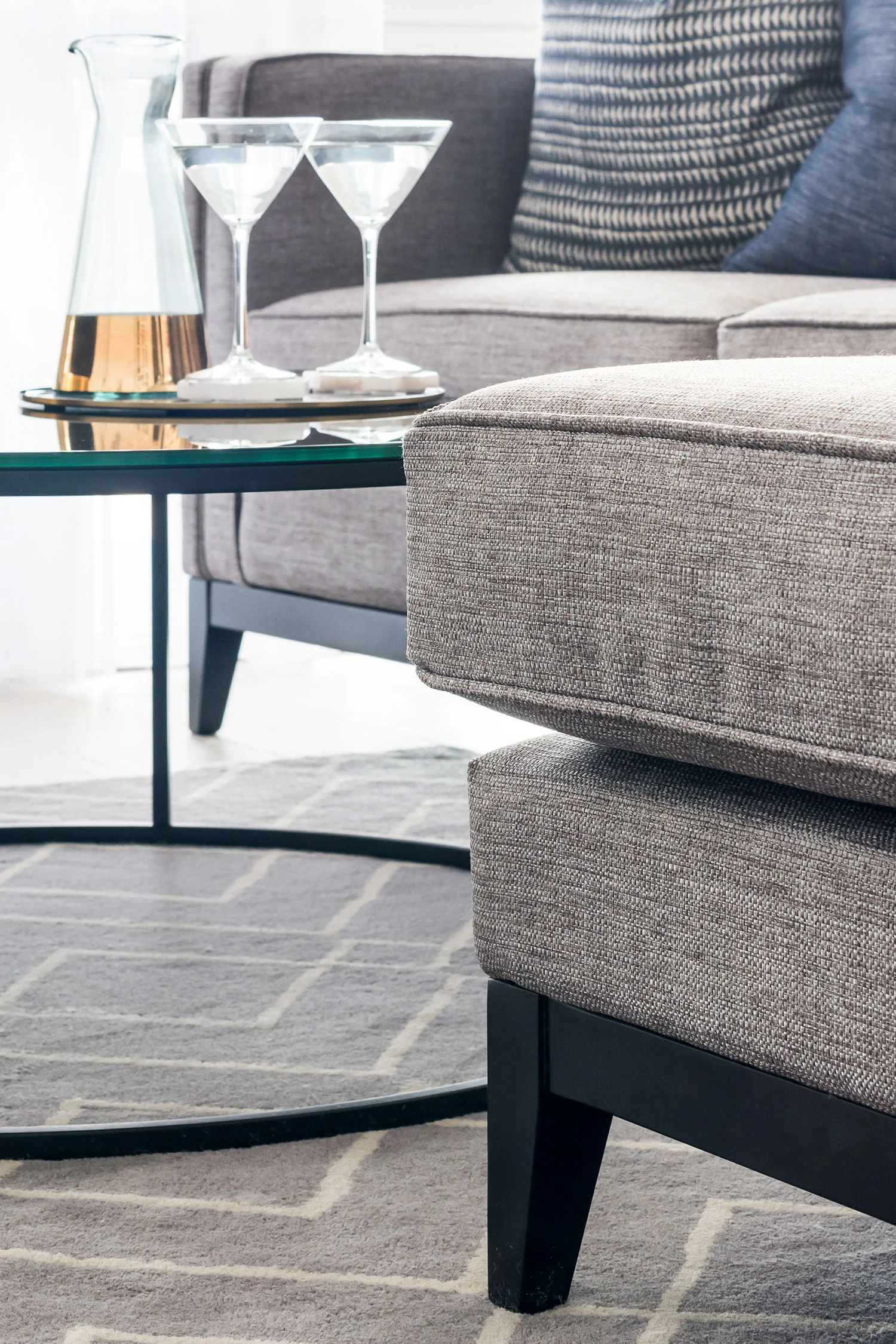 Knight_Frank_Interior_Services_City_Wharf_006_Living_Room_Entrance_Area_Sitting_Room.jpg