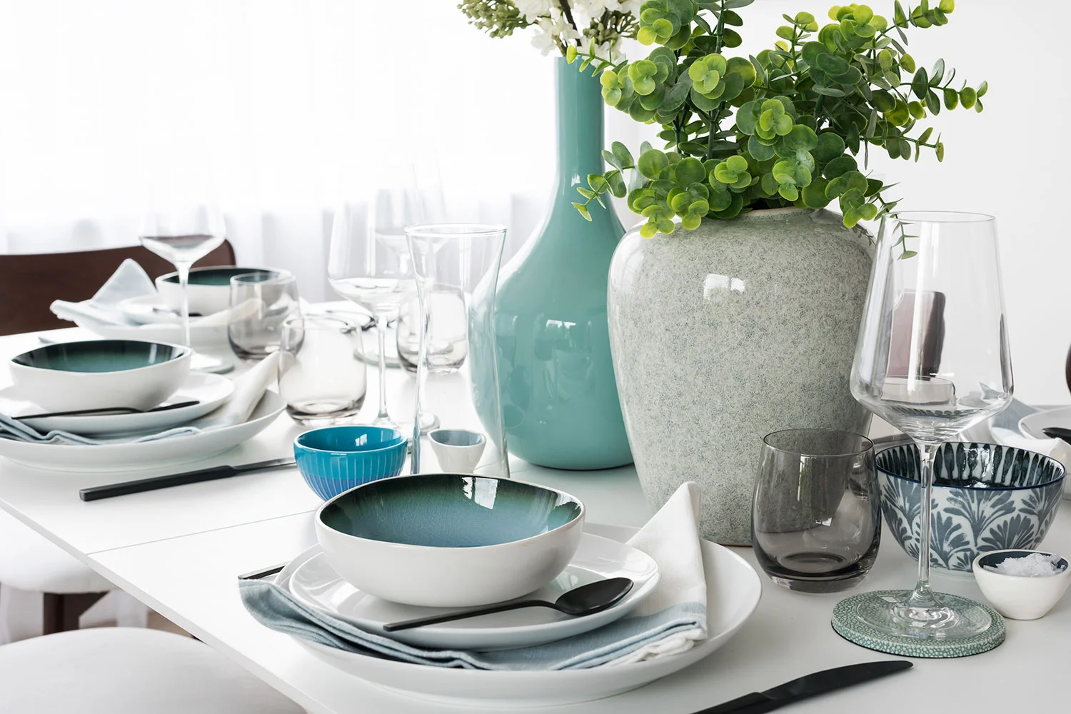 Knight_Frank_Interior_Services_City_Wharf_021_Dining_Area.jpg