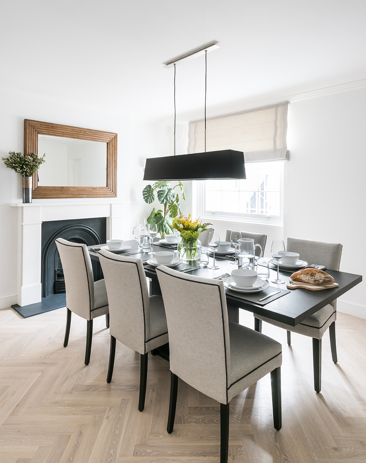 Knight_Frank_Interior_Services_Ovington_Street_010_Dining_Area.jpg