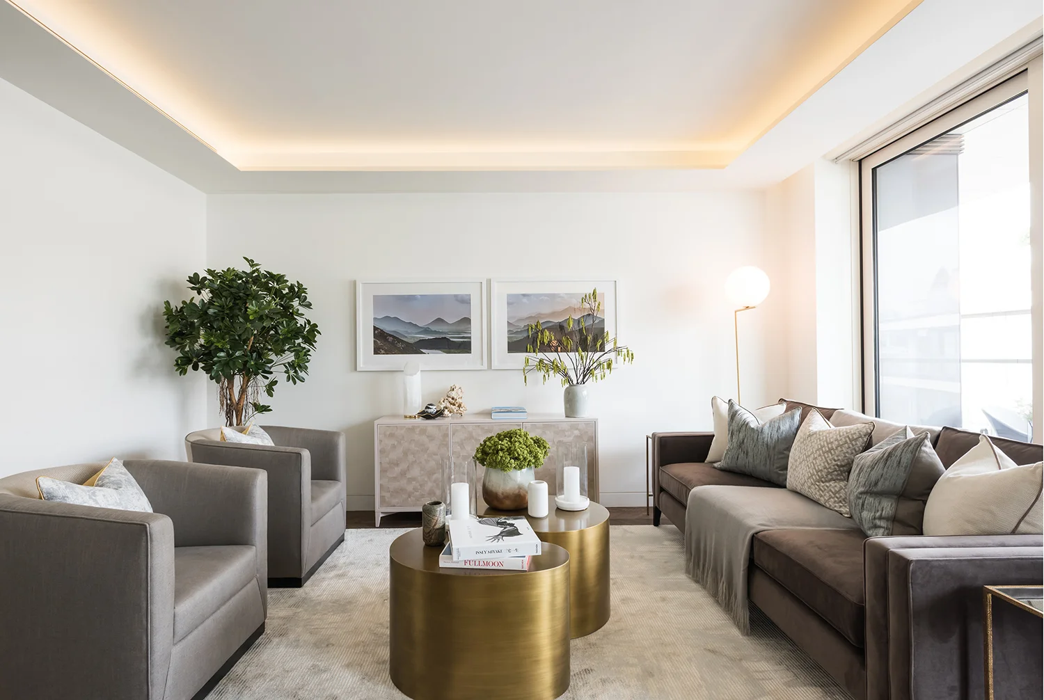 Knight_Frank_Interior_Services_One_Tower_Bridge_004_Living_Room.jpg