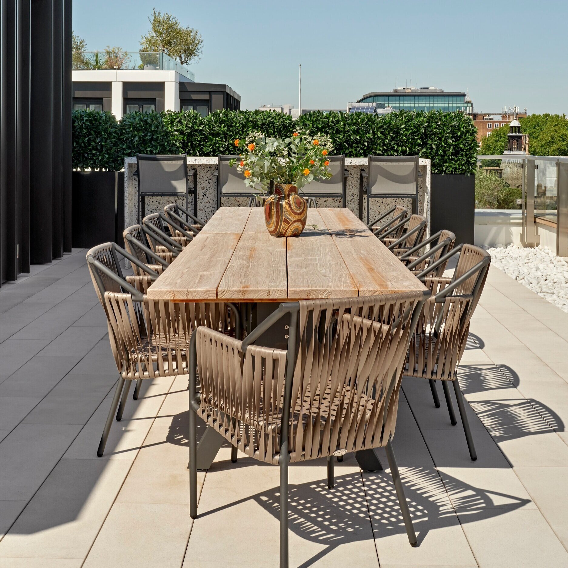 knight_frank_interiors_lincoln_square_luxury_interior_design_show_homes_4_outdoor_terrace.jpg