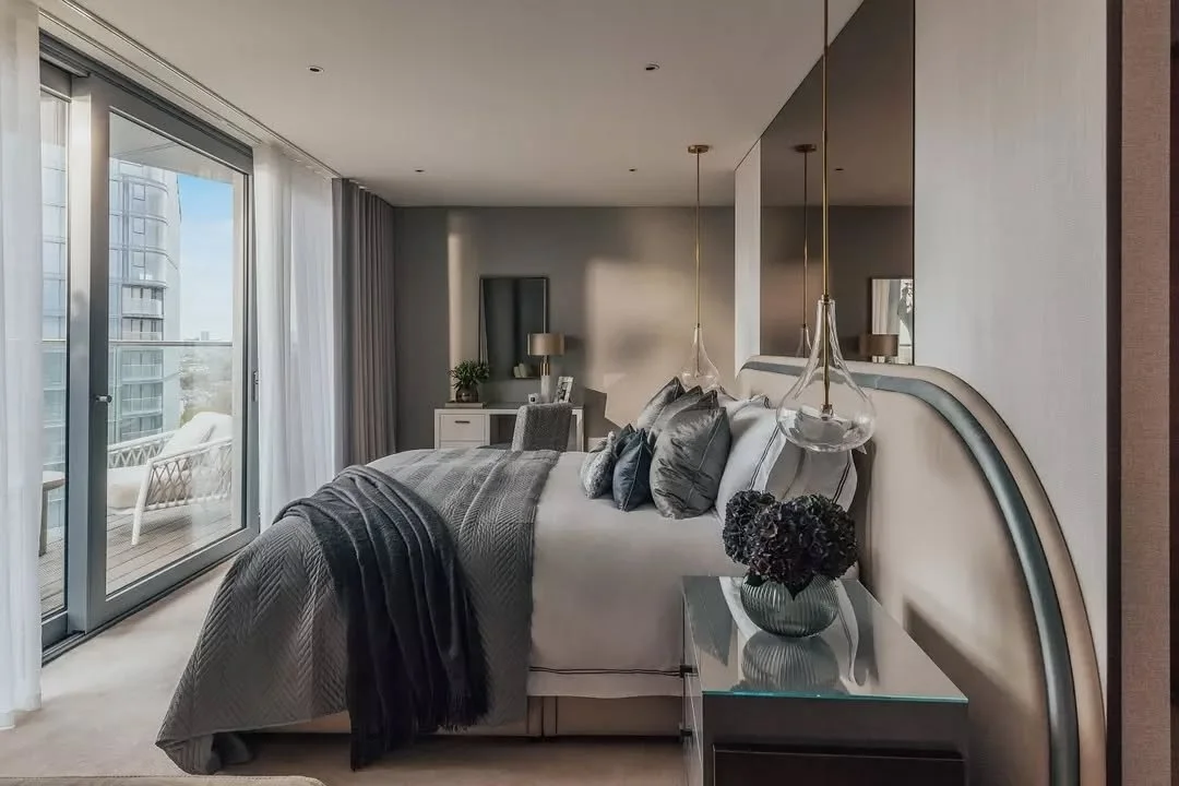 Welcome to The Tower II, Chelsea Waterfront 🌊

Our latest project, The Tower II marks our return to a location we know well, with our sister brand Accouter having previously designed residences including the landmark &pound;6.5m apartment and The To