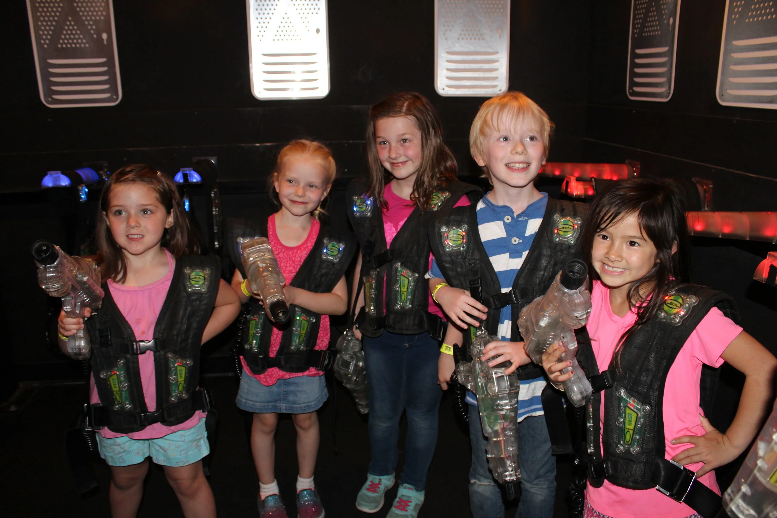Wow_Zone_Laser_Tag_All_Kids.jpg