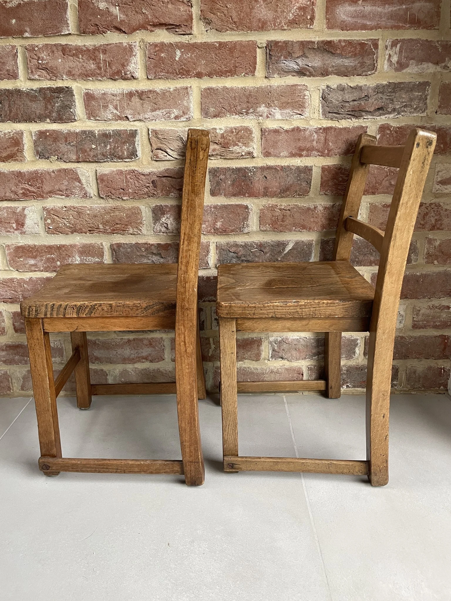 Vintage_childs_chair_01e.jpg