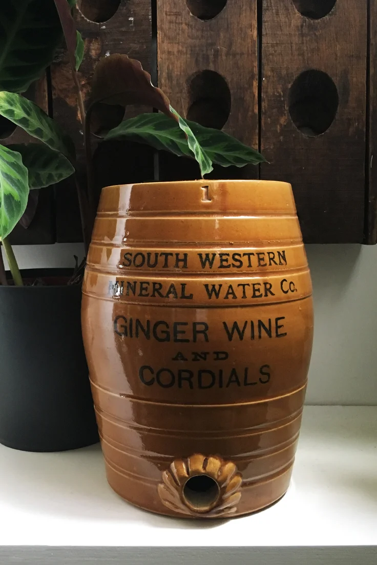 Vintage Drinks Barrel&nbsp;