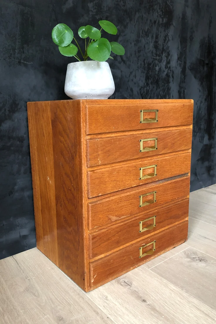 Vintage 6 Drawer Collectors cabinet