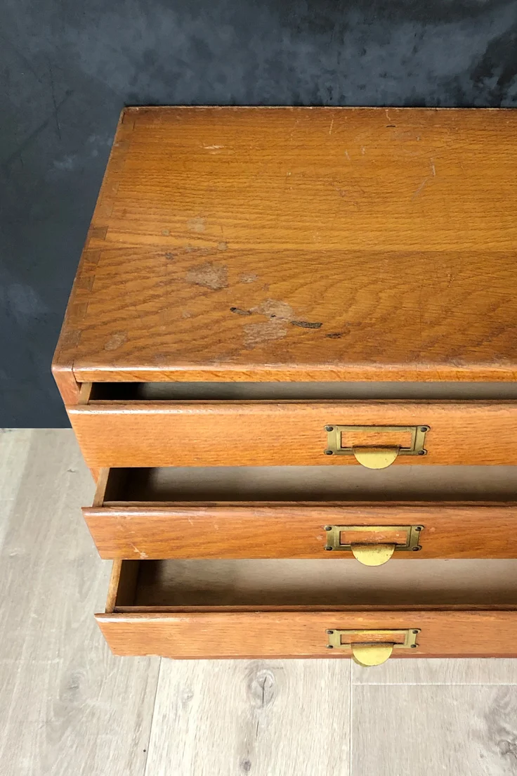 Vintage 6 Drawer Collectors cabinet