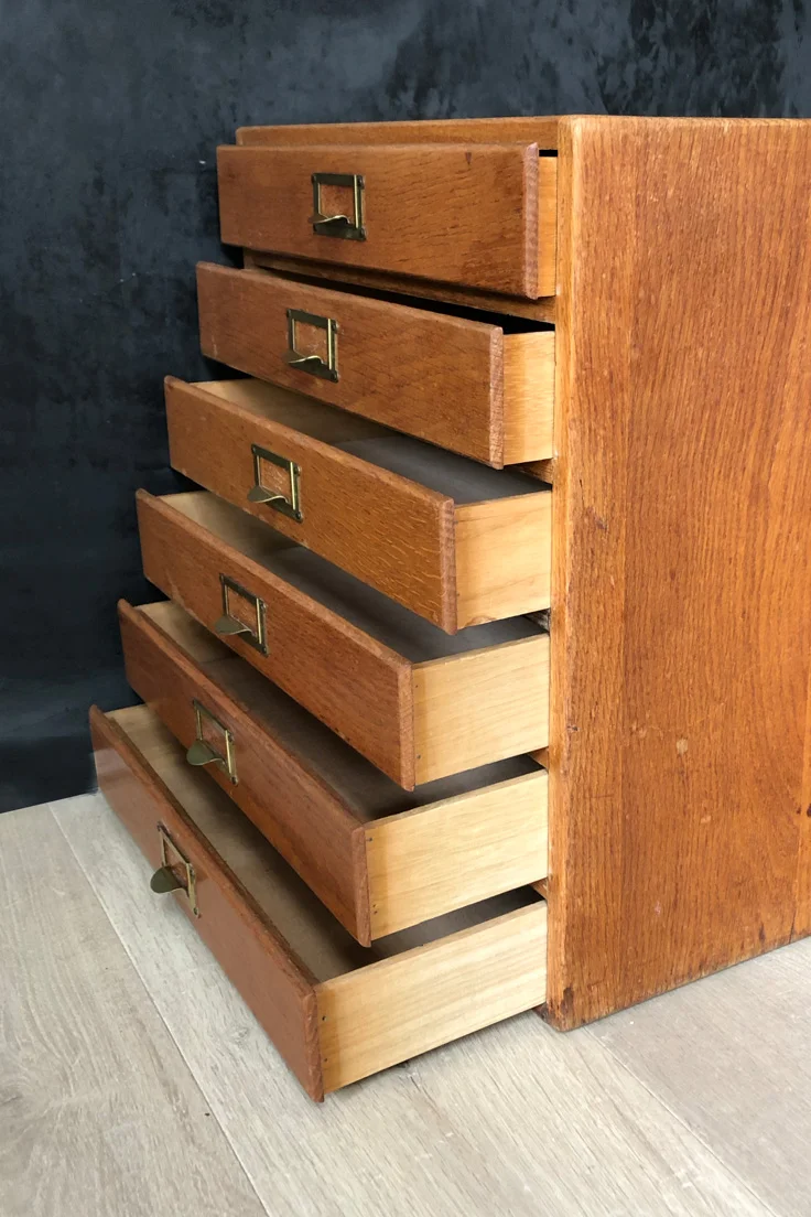 Vintage 6 Drawer Collectors cabinet