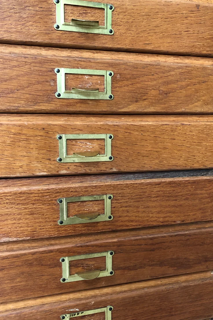 Vintage 6 Drawer Collectors cabinet
