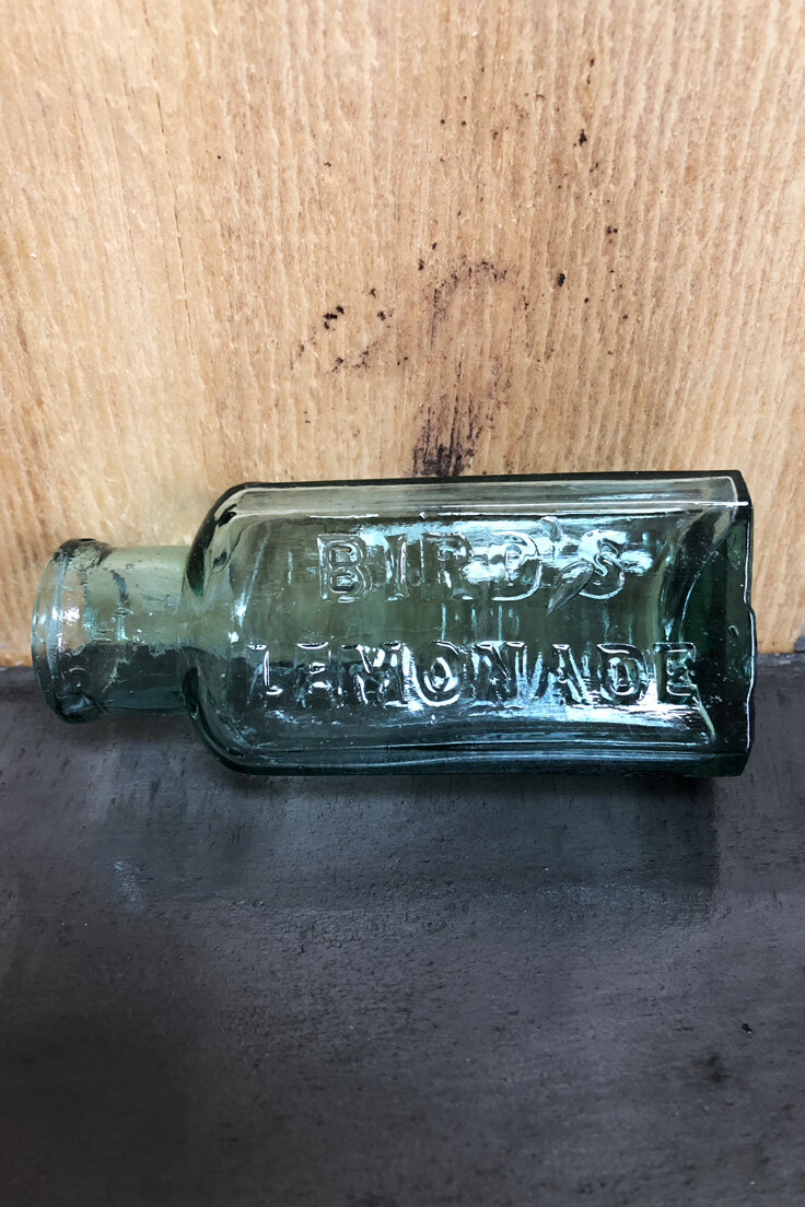 THOM19-vintage-glass-bottles-C11-005.jpg