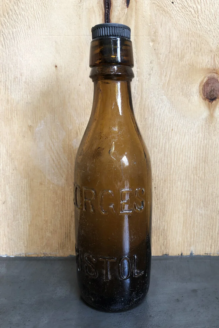THOM19-vintage-glass-bottles-C12-006.jpg
