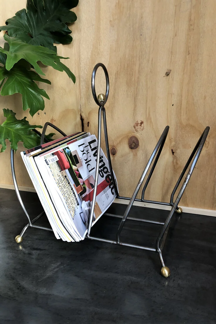 THOM20-Art-deco-magazine-holder-001.jpg