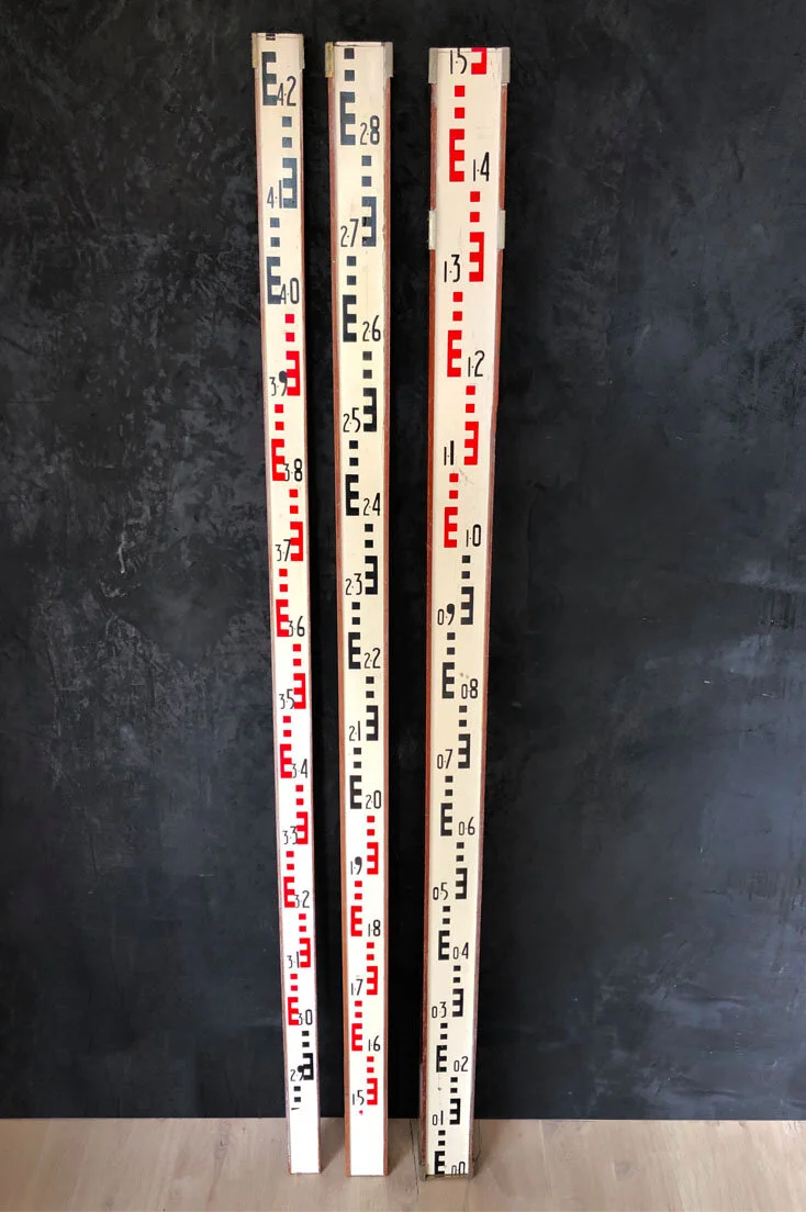 Vintage telescopic surveyors measure
