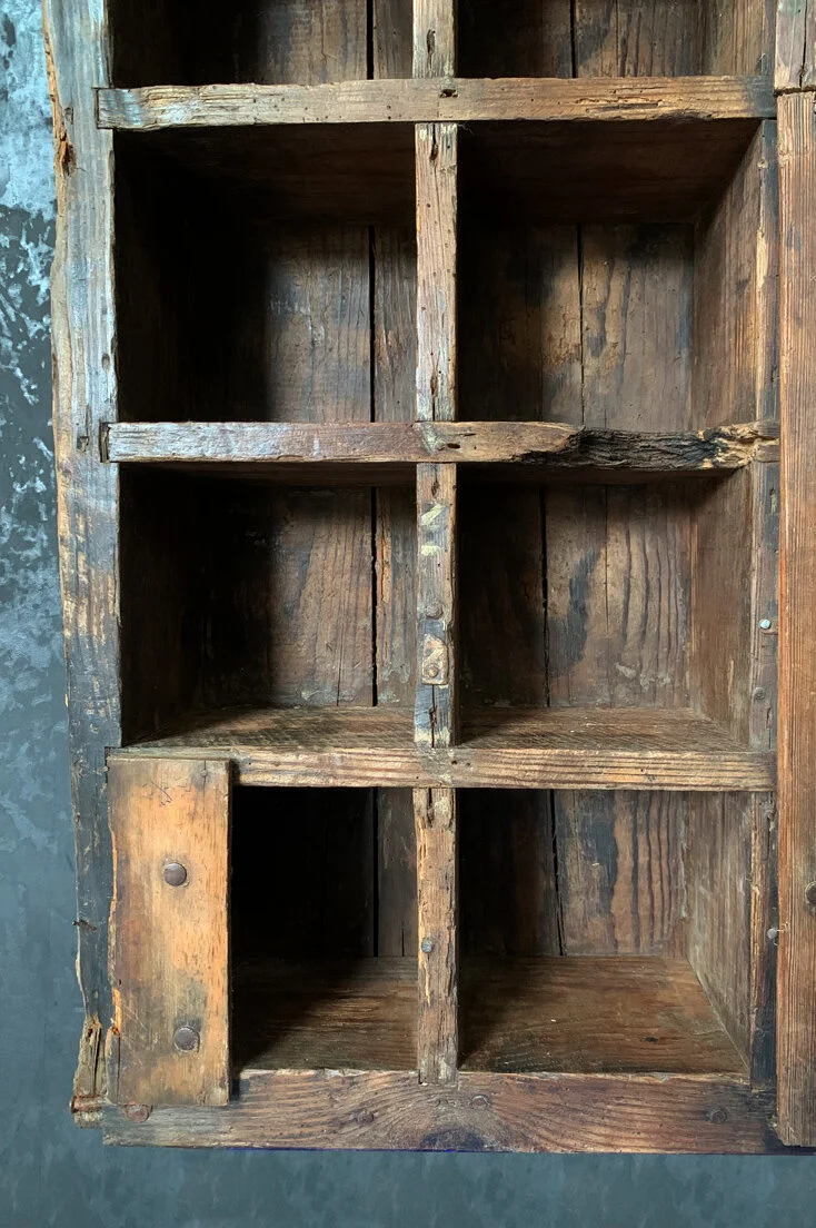 Vintage pigeon hole display unit