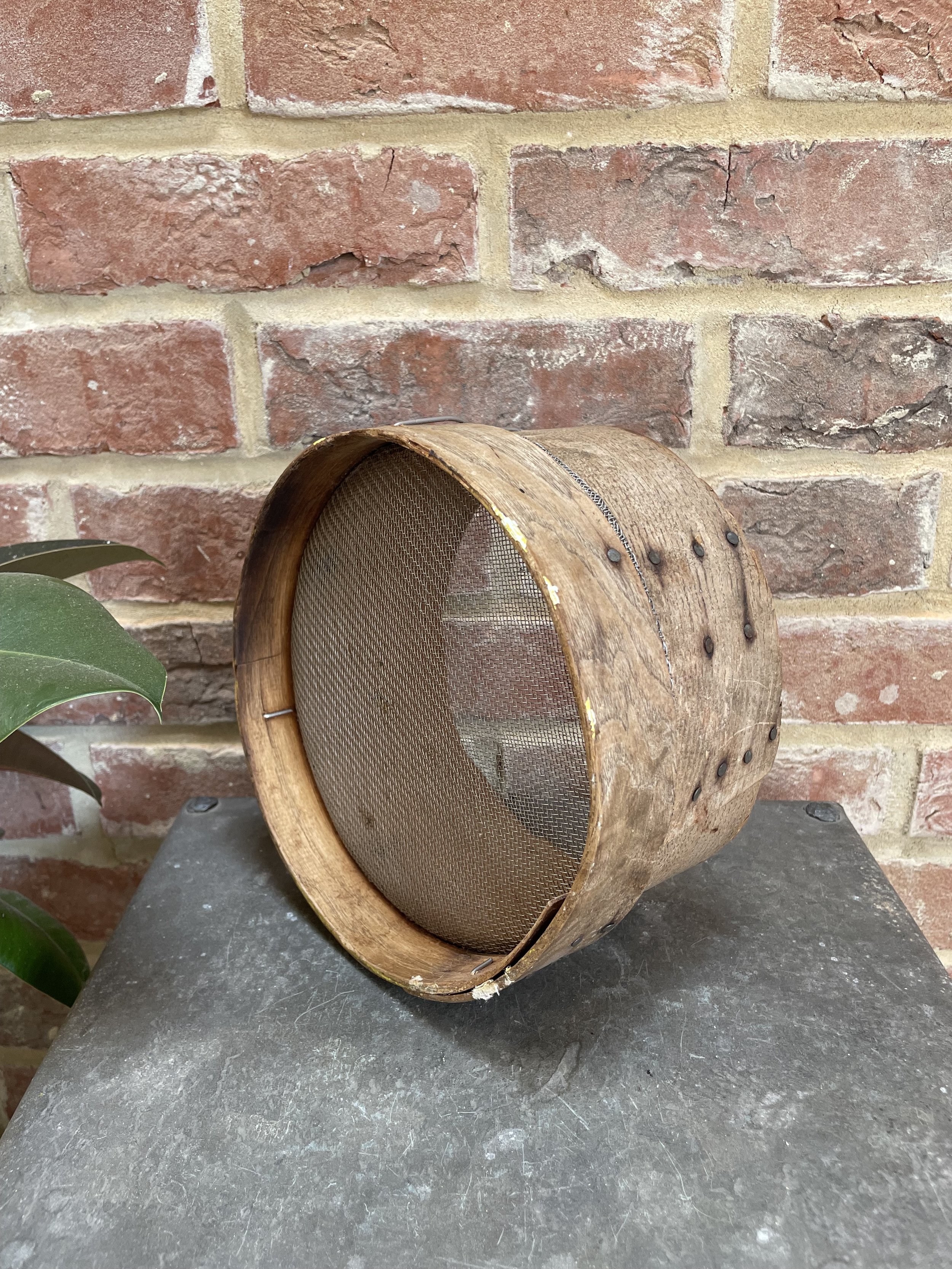 Vintage_wooden_sieve_01a.jpeg