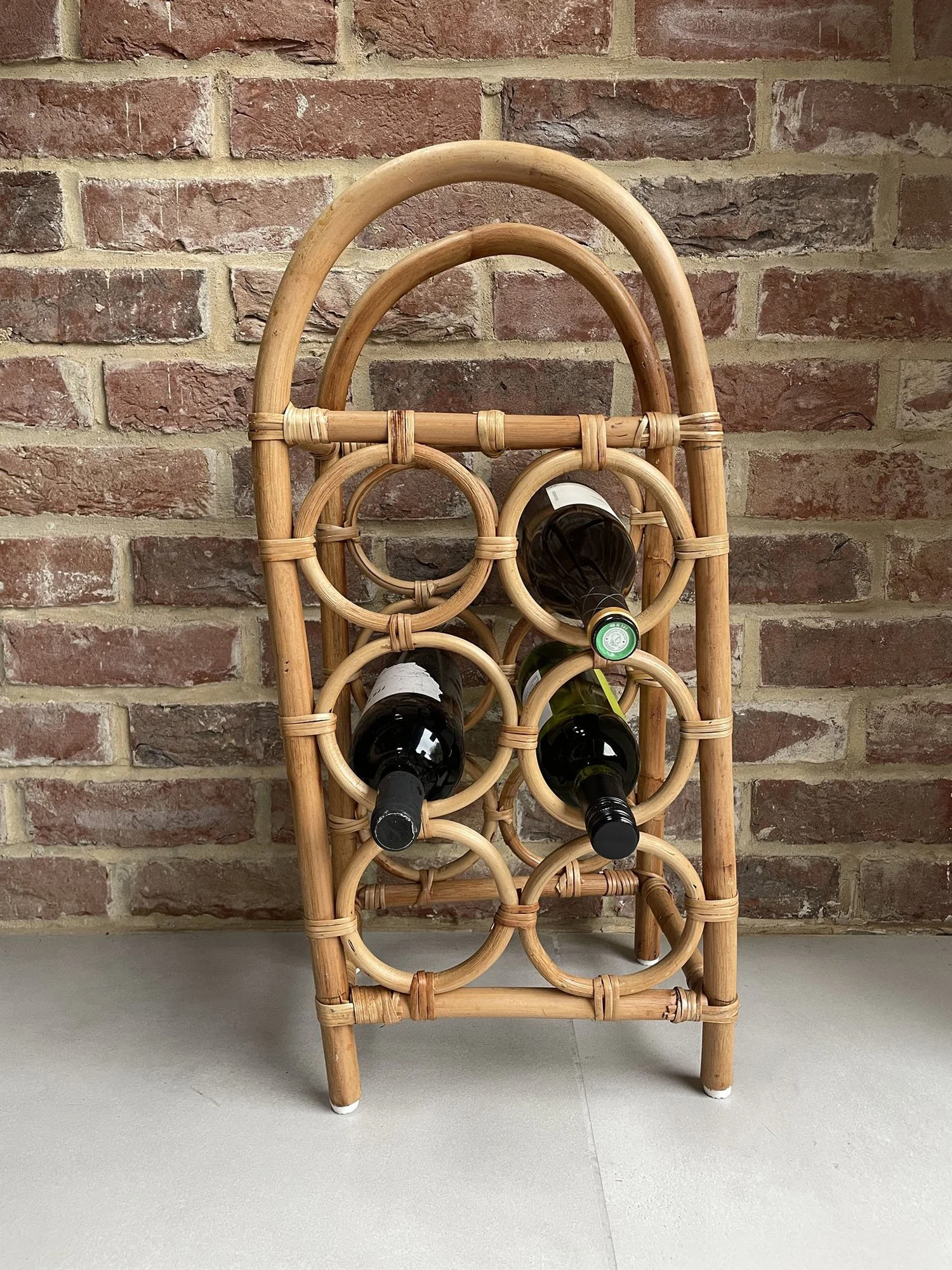 Vintage_rattan_winerack_01a.jpg