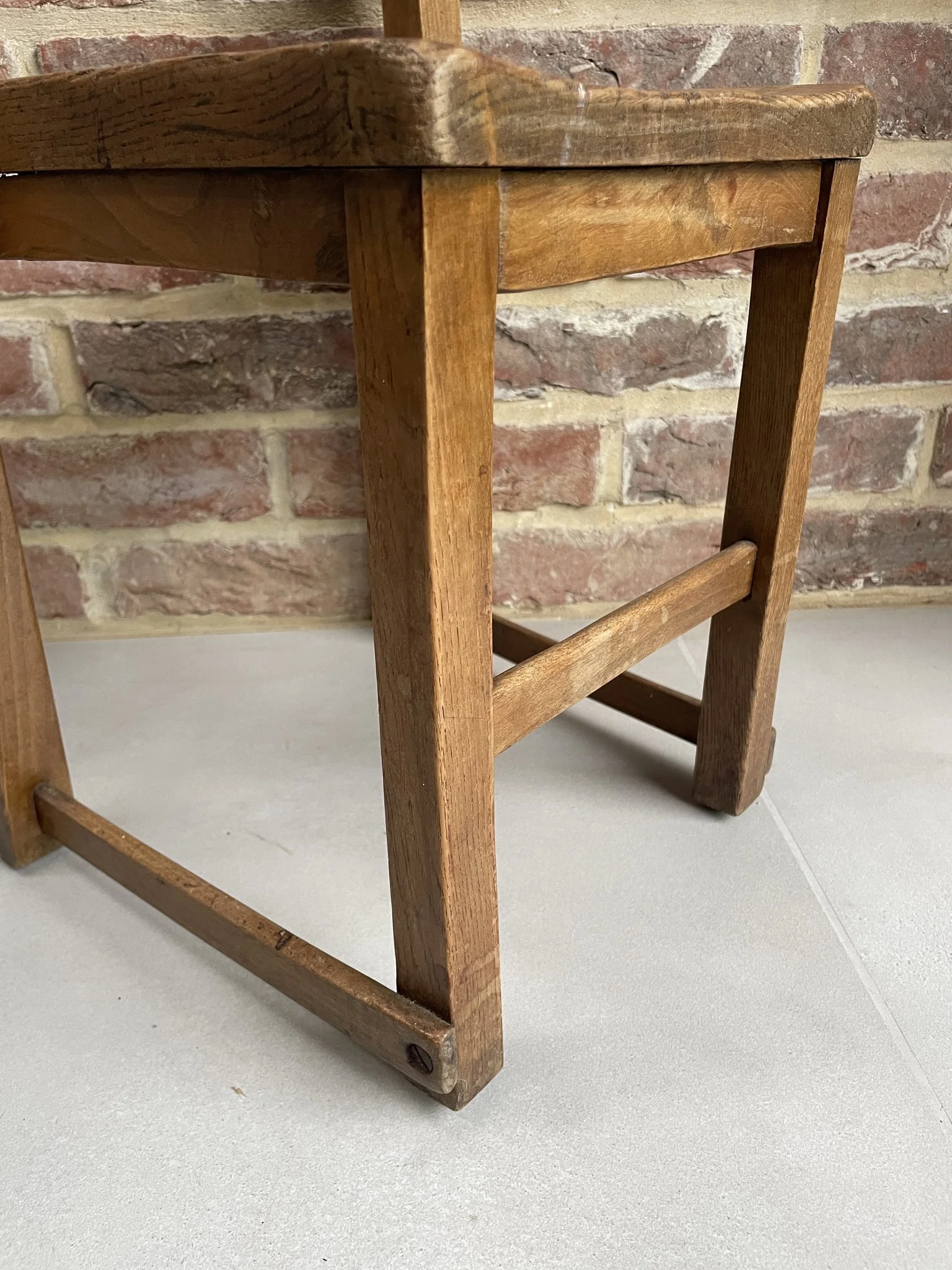 Vintage_childs_chair_01j.jpg
