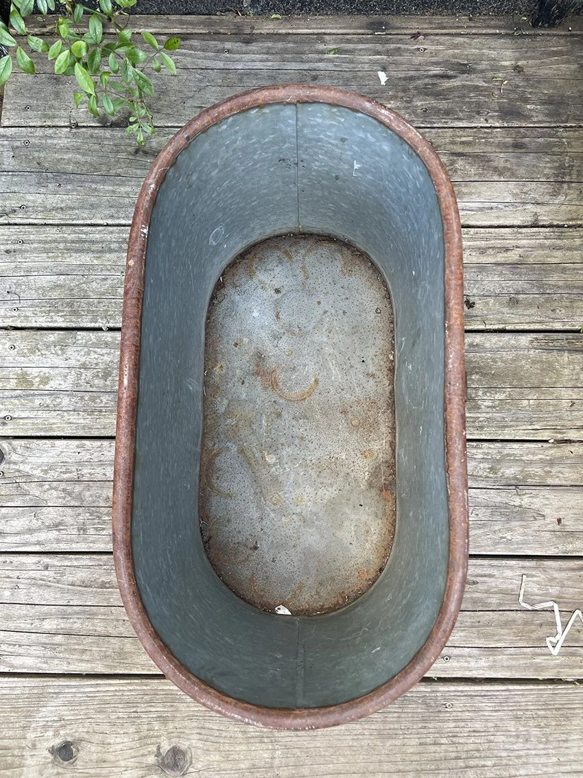 Galvanised_oval_trough_1c.jpg