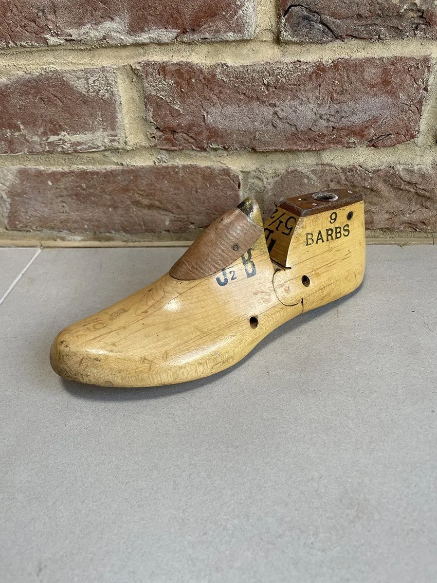 Vintage_shoelast_01c.jpg