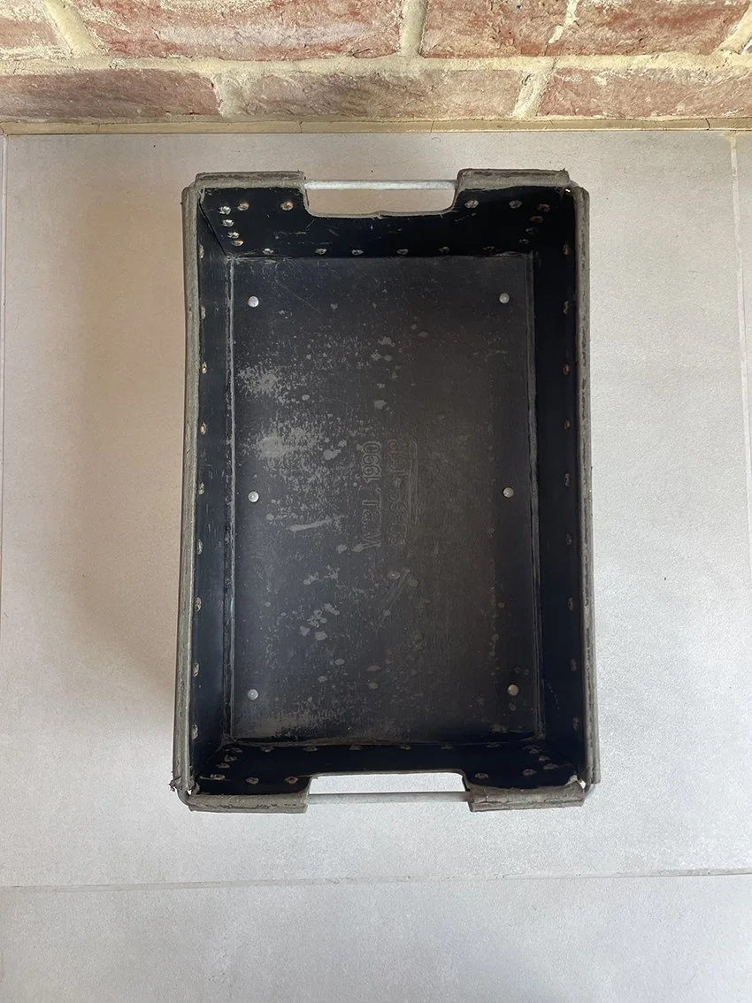 Vintage_royalmail_crate_01f.jpg