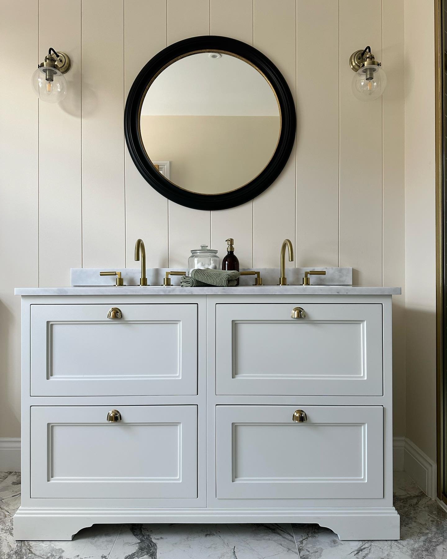 Why settle for less when you can double the luxury in your bathroom? A double basin and double shower aren&rsquo;t just about convenience, they&rsquo;re about creating a space where routine transforms into ritual. Double basins make mornings seamless