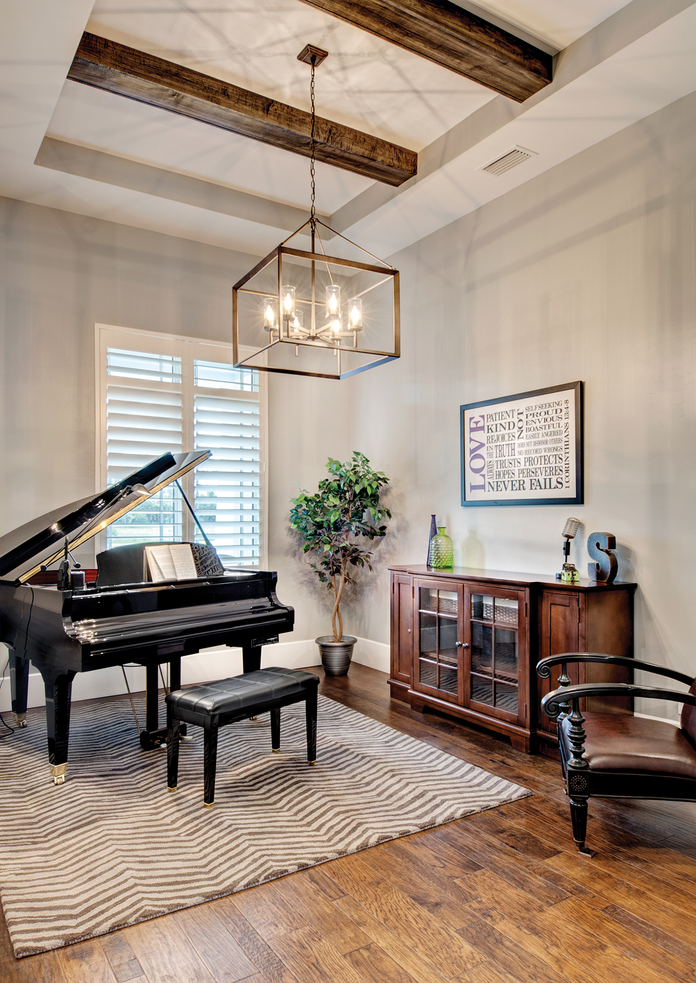  In keeping with the theme of building a house that worked for them, the Saters decided to turn the dining room into a music area. “We don’t really do a lot of formal entertaining and when we do have large gatherings, we have a big table that we put 