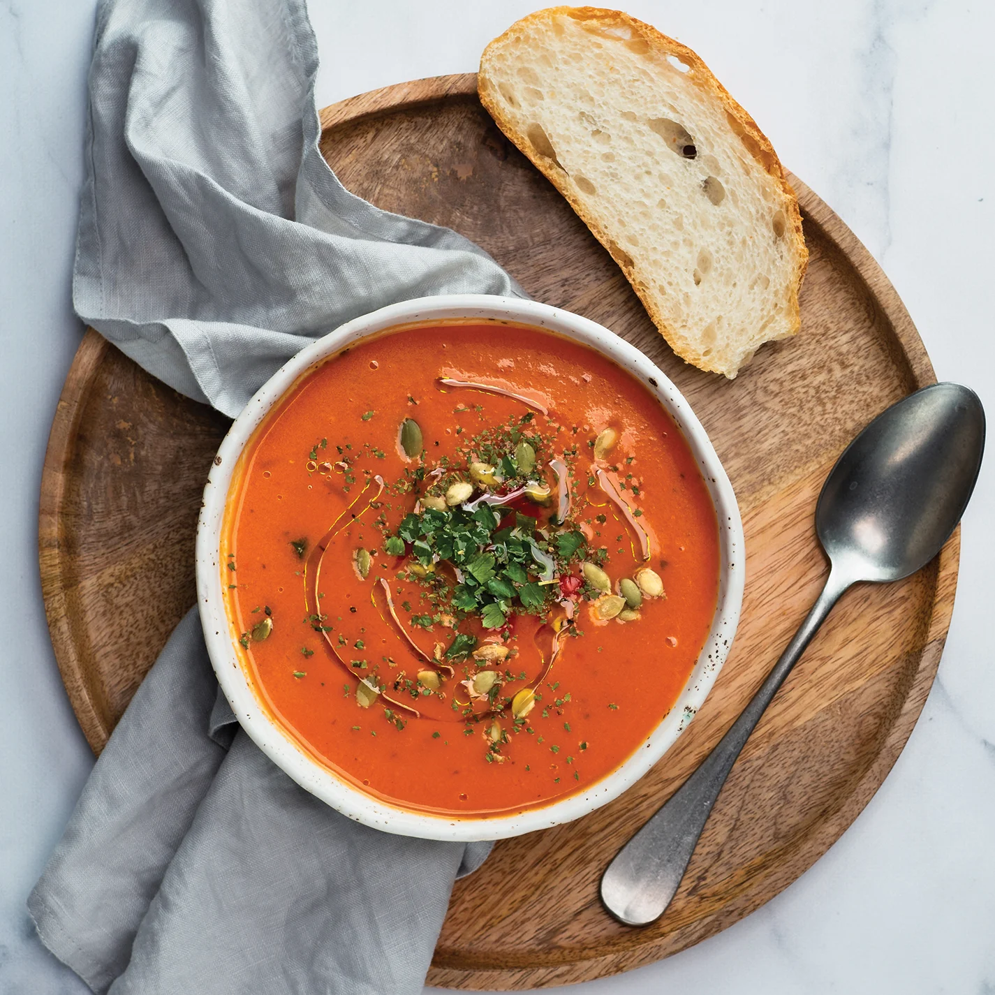 gaspacho-soup-on-light-marble-top-view-TXY72FM.jpg