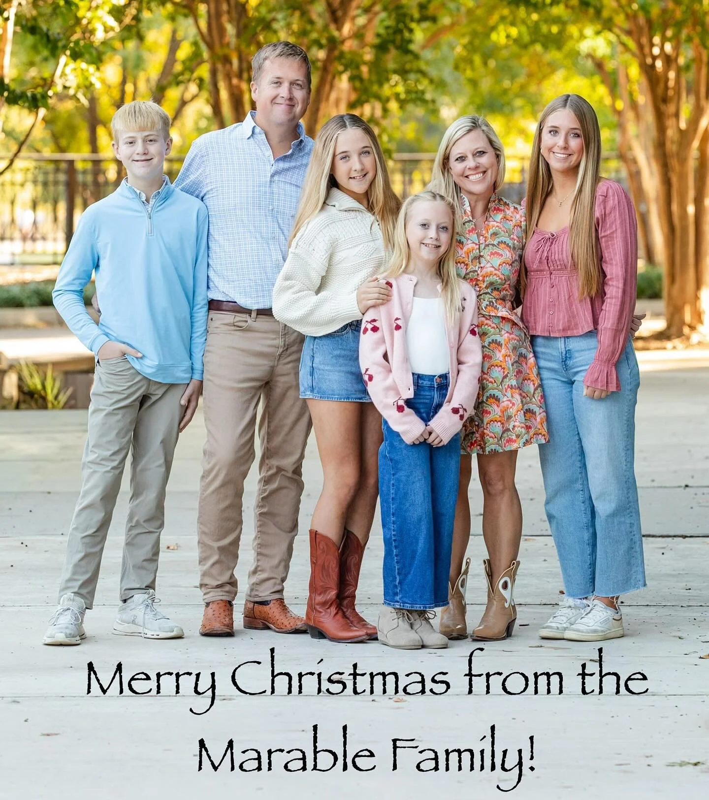 Merry Christmas from the Marable Family!

📷 @andrea_murry