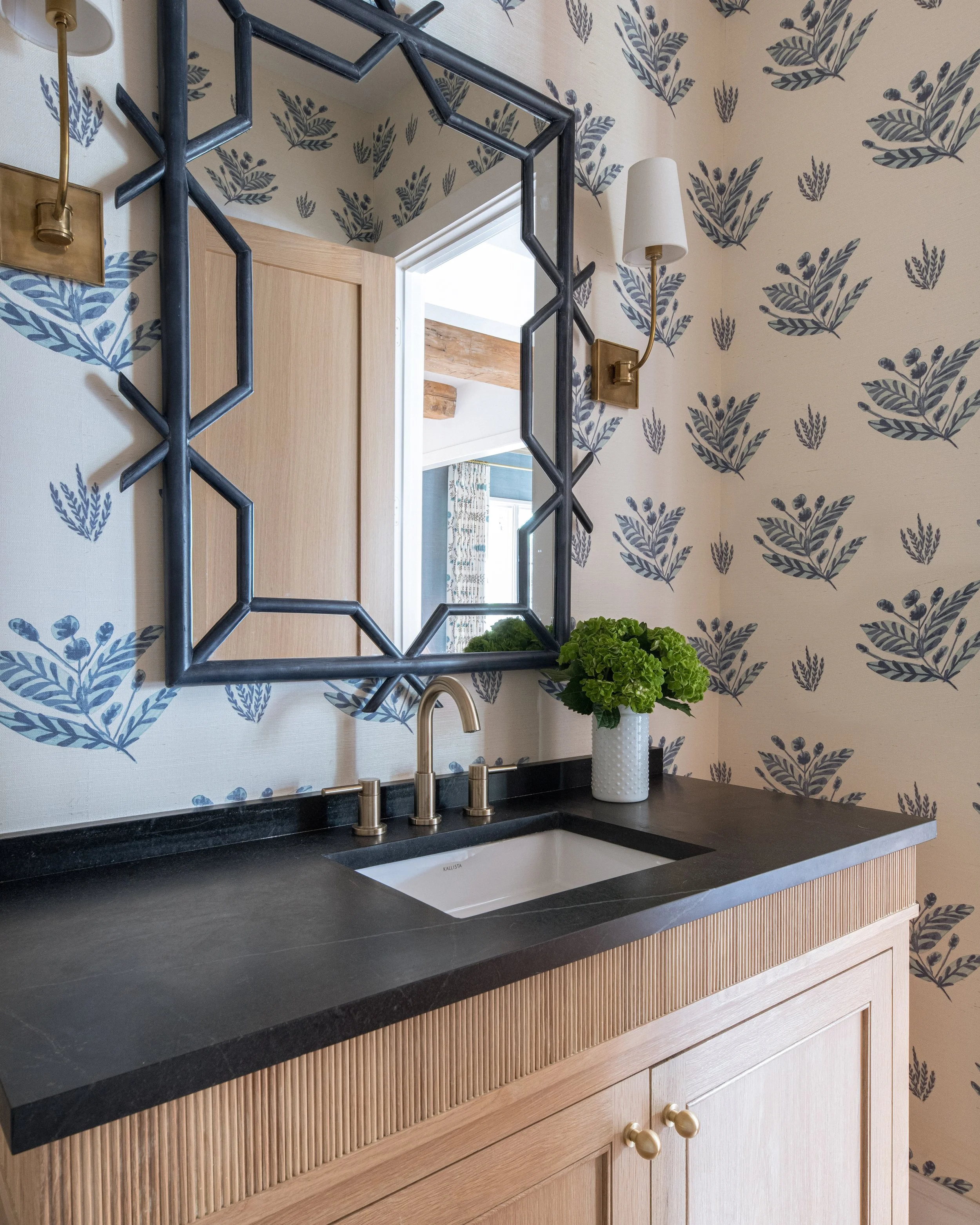 9535 Overwood Rd-5.jpg