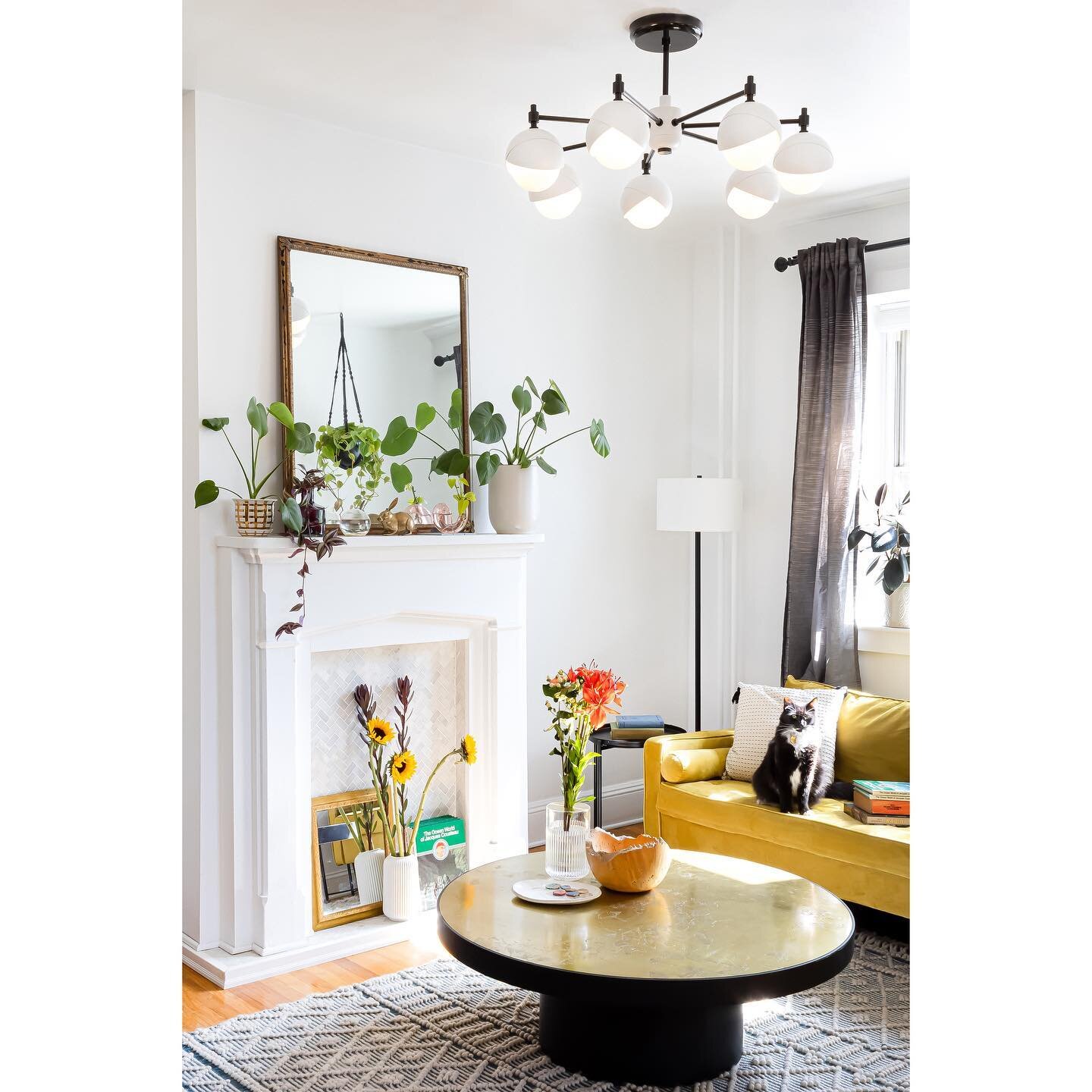 Made-to-order means being able to adjust more than only the finishes; our chandeliers can be customized for hanging heights to match your project, or even diameters to fit your furniture’s footprint.  Still early on in a project and unsure what