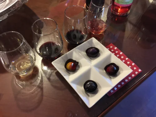 wlcchocovino.jpg