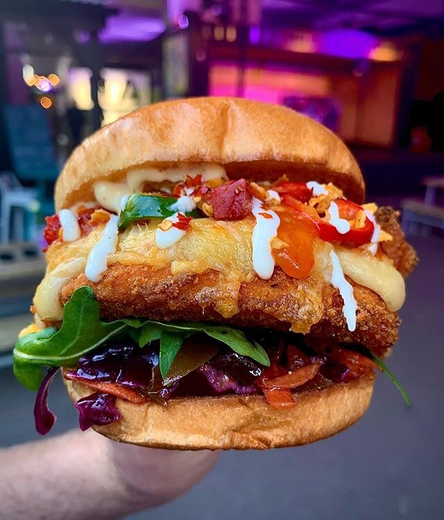 Add any of our Parmo toppings to your Parmo butty for extra naughtiness. Our &ldquo;armogeddon a sweat on&rdquo; topping is a firm favourite! ☝🏻🤤