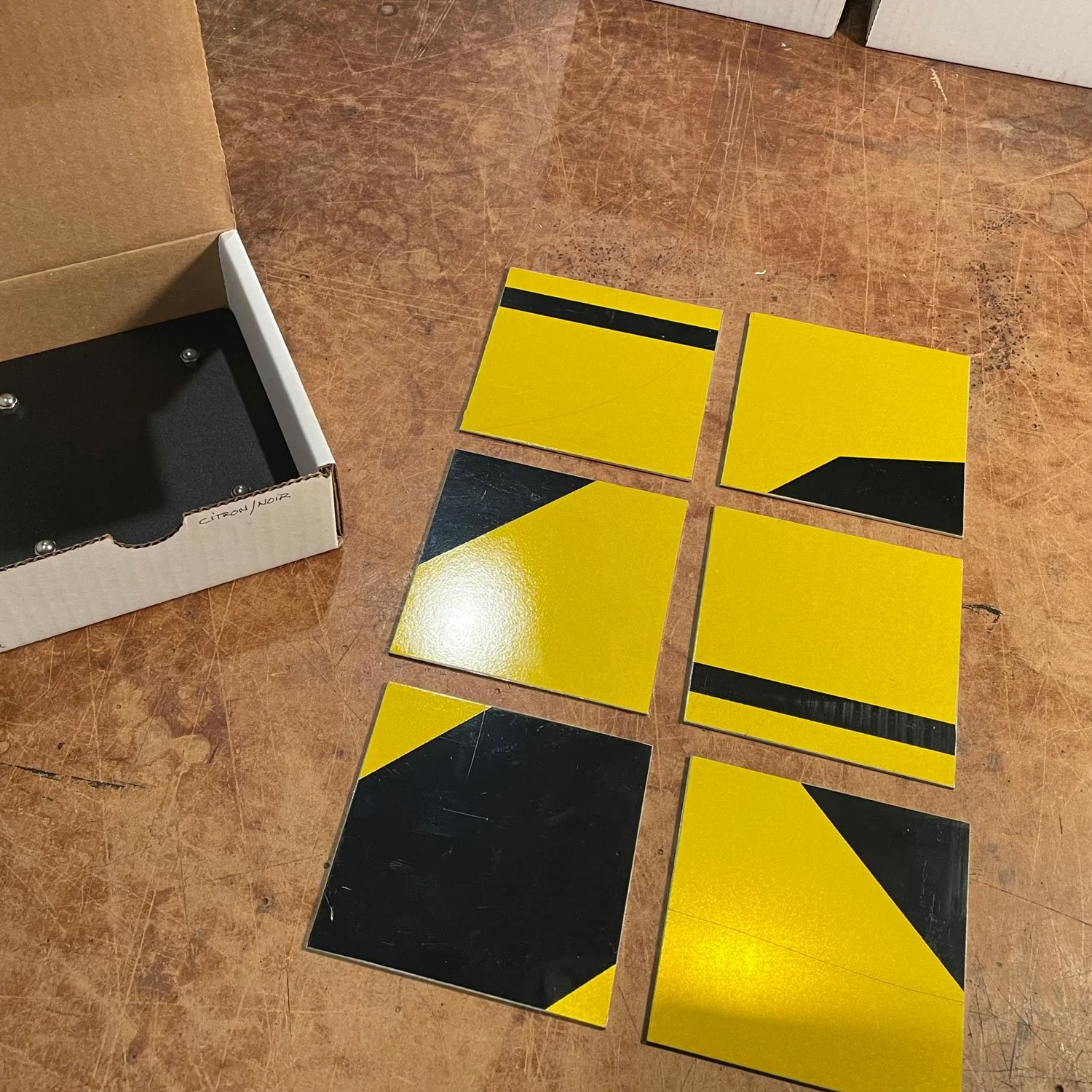 Sous-verres Signalétique citron-noir 2