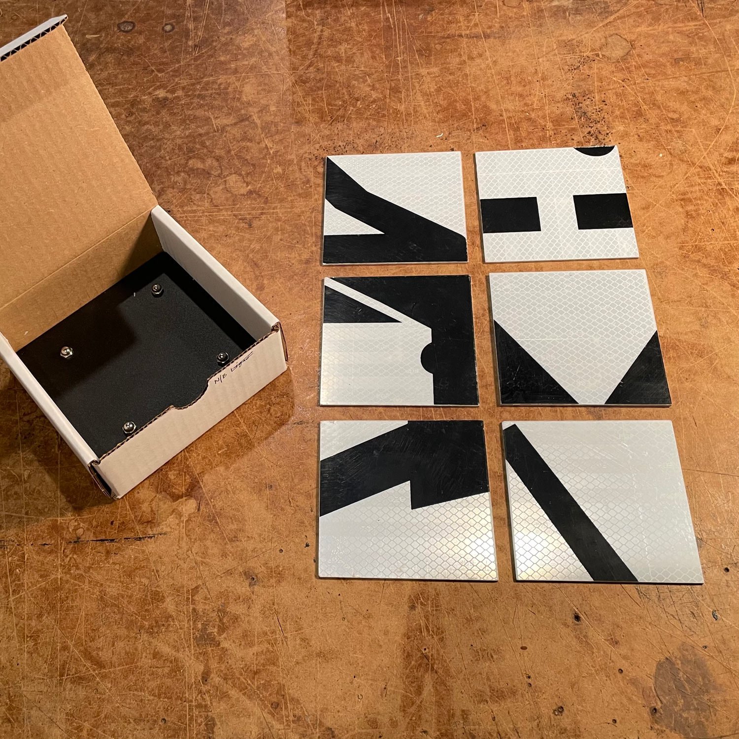 Sous-verres signalétique N/B 4