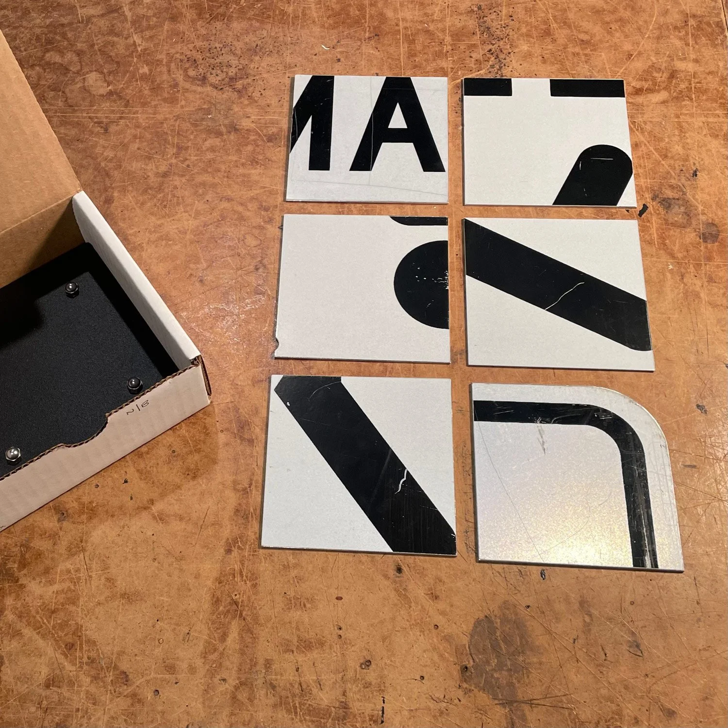 Sous-verres signalétique N/B 6