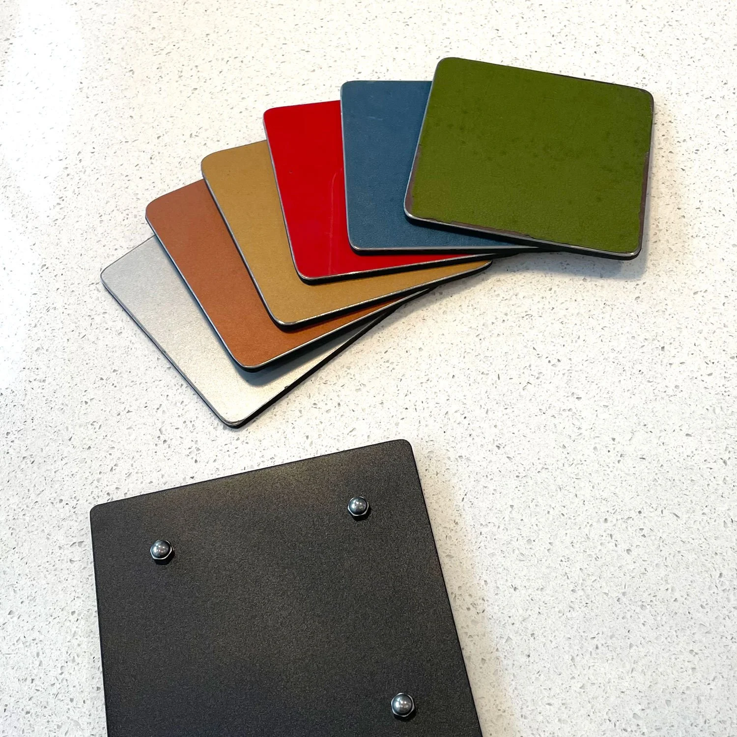 Sous-verres capots multicolores 2