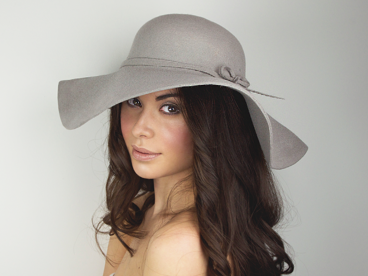 Stephanie Gallen AW 15 Casual Grey floppy felt.png