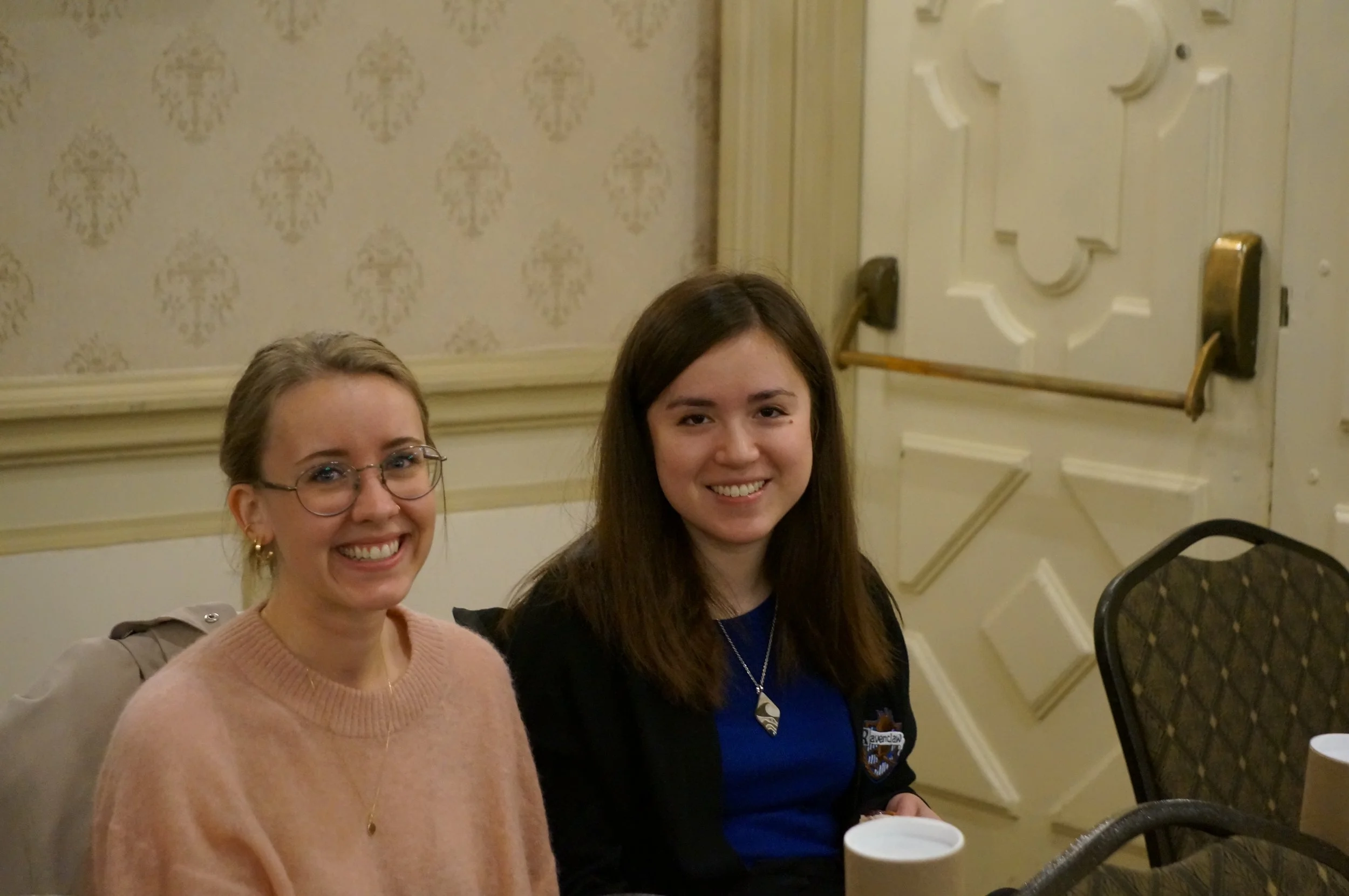 Julia and Melissa are ready to start an awesome day of Dev Bio!