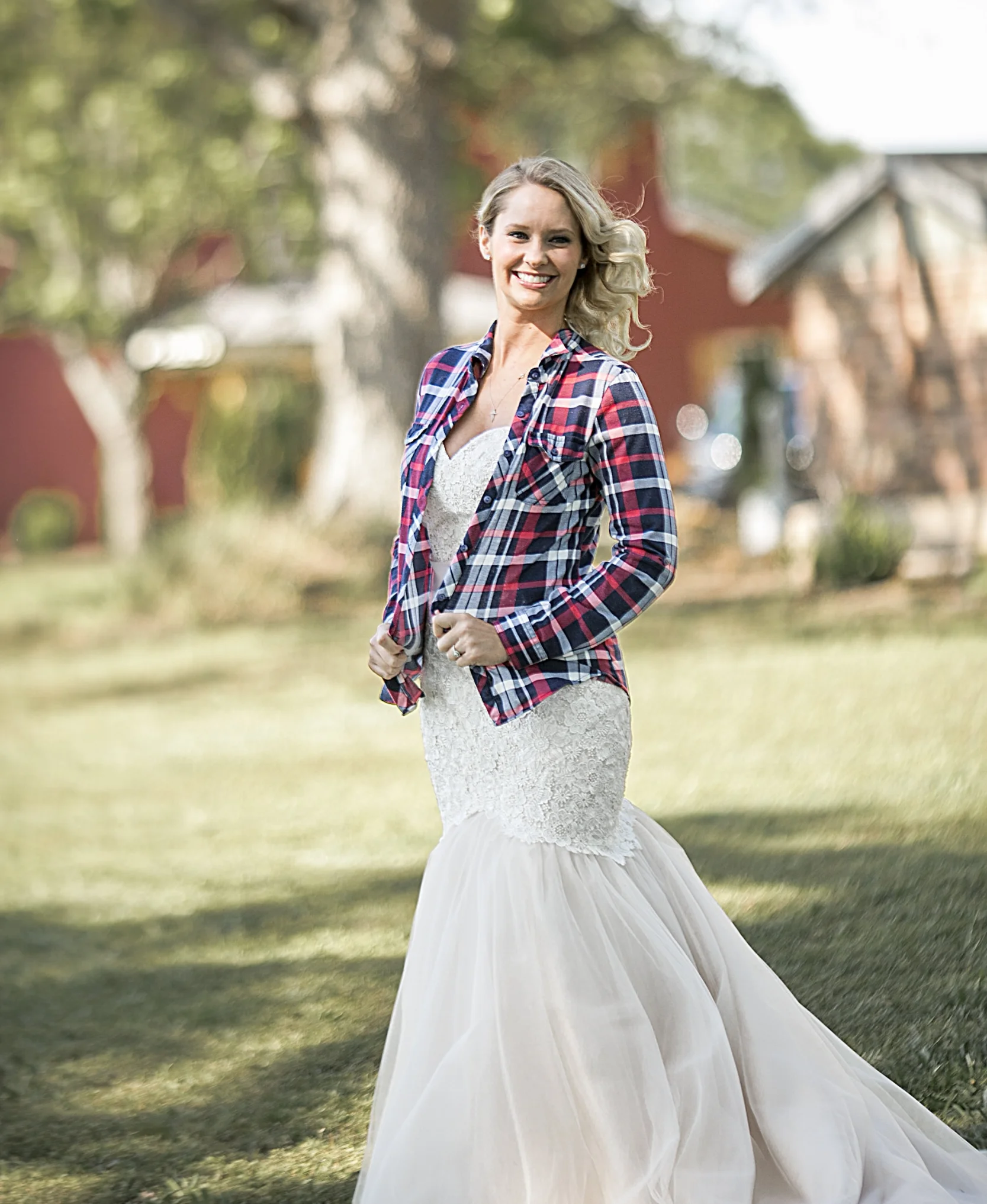 Plaid shirt + wedding dress, Once Upon a Lifetime Photography