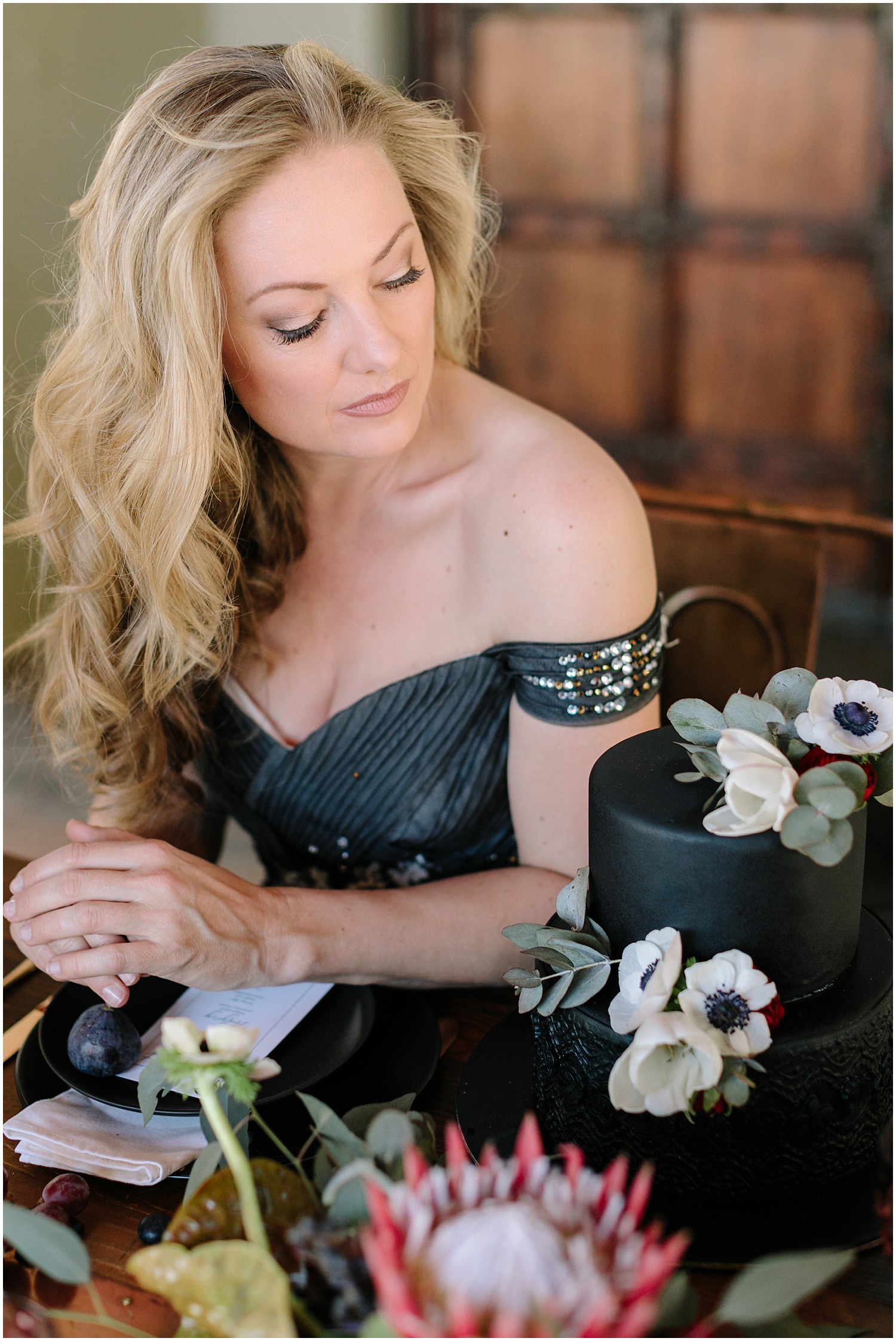 moody_glamorous_styled_shoot_rolene_photography_0062.jpg