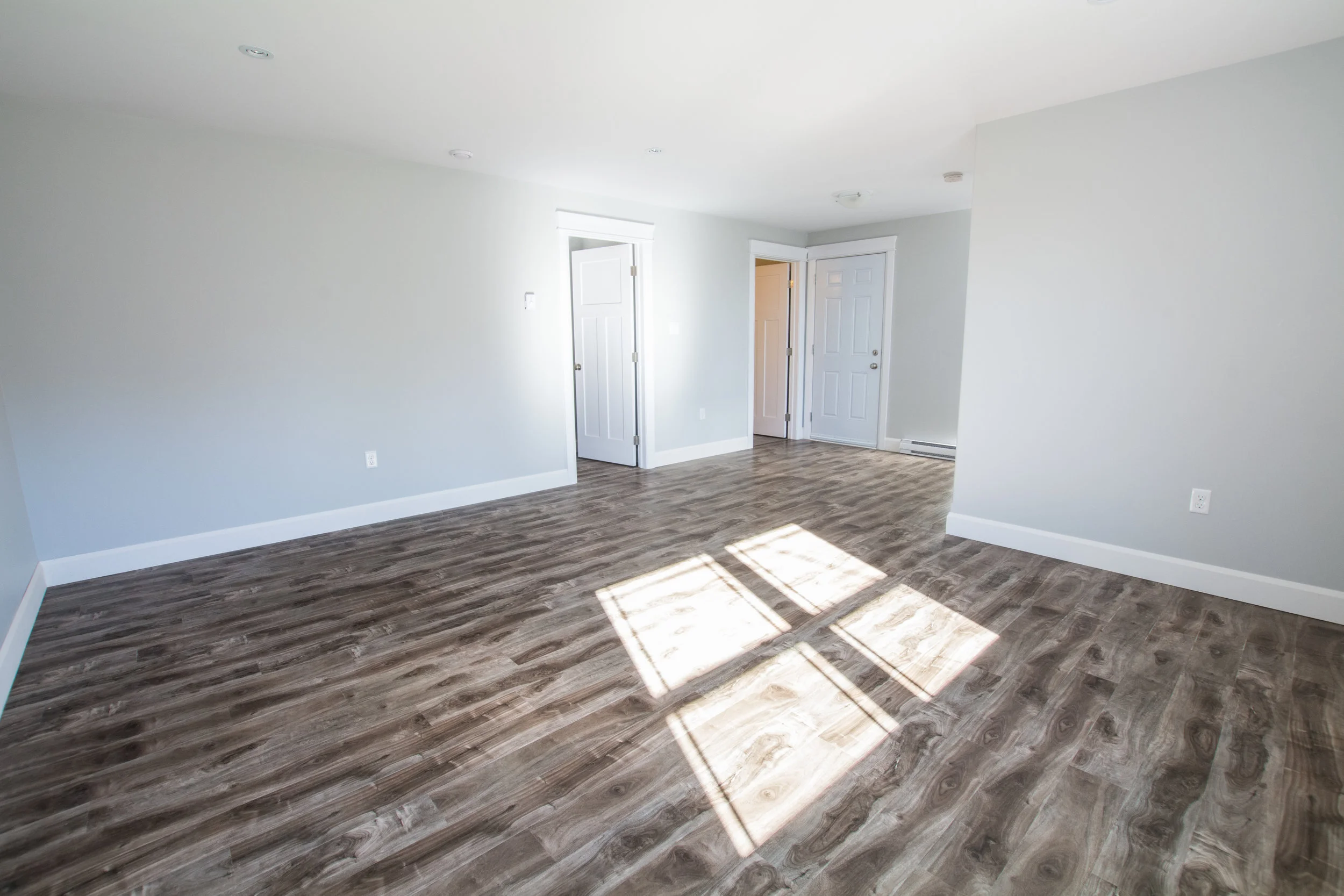 966 Fall River Rd-2.jpg