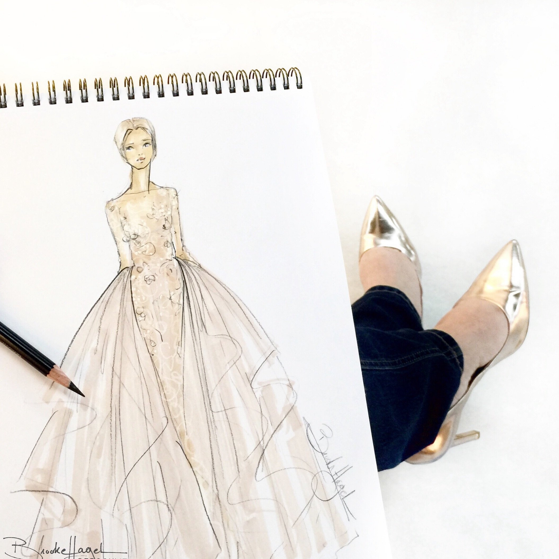 I live sketched last looks at bridal fashion week on behalf of @brides 9 years ago. It&rsquo;s one of my favorite projects to-date. This illustration was inspired by @reemacrawedding . 

#eventillustrator #fashionillustrator #bridalfashionweek #croqu