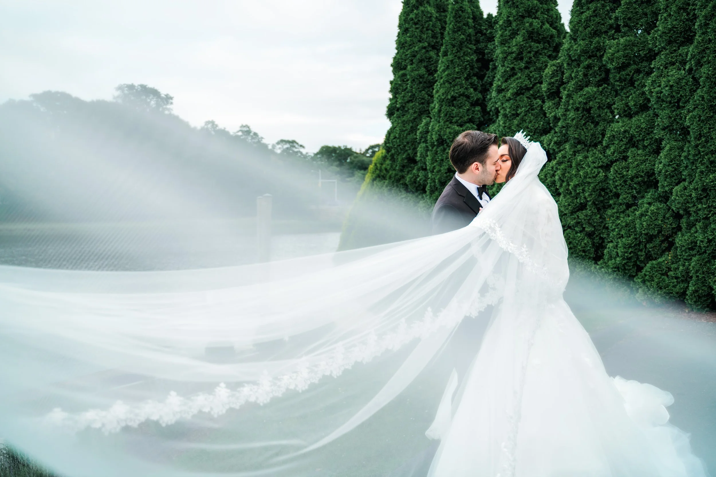 A Breathtaking East Coast Wedding: Kevin and JungMin's Unforgettable Day at The Boathouse at Naugatuck, Westport, CT