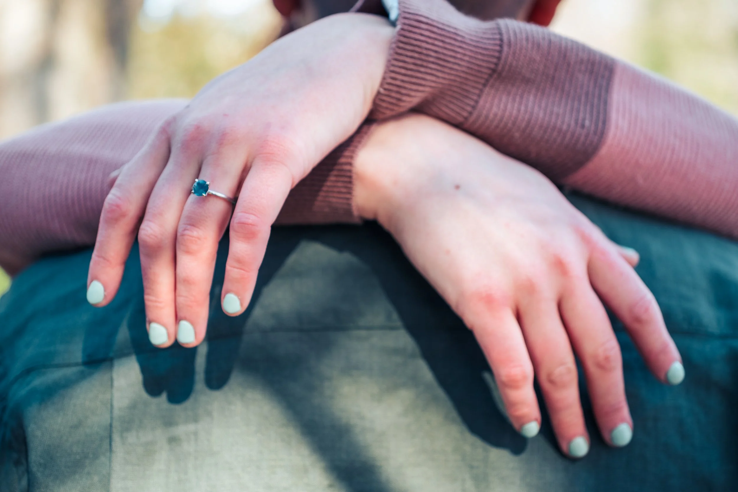 5 Cool and Stylish Outfit Ideas for Hot and Humid Summer Engagement Sessions