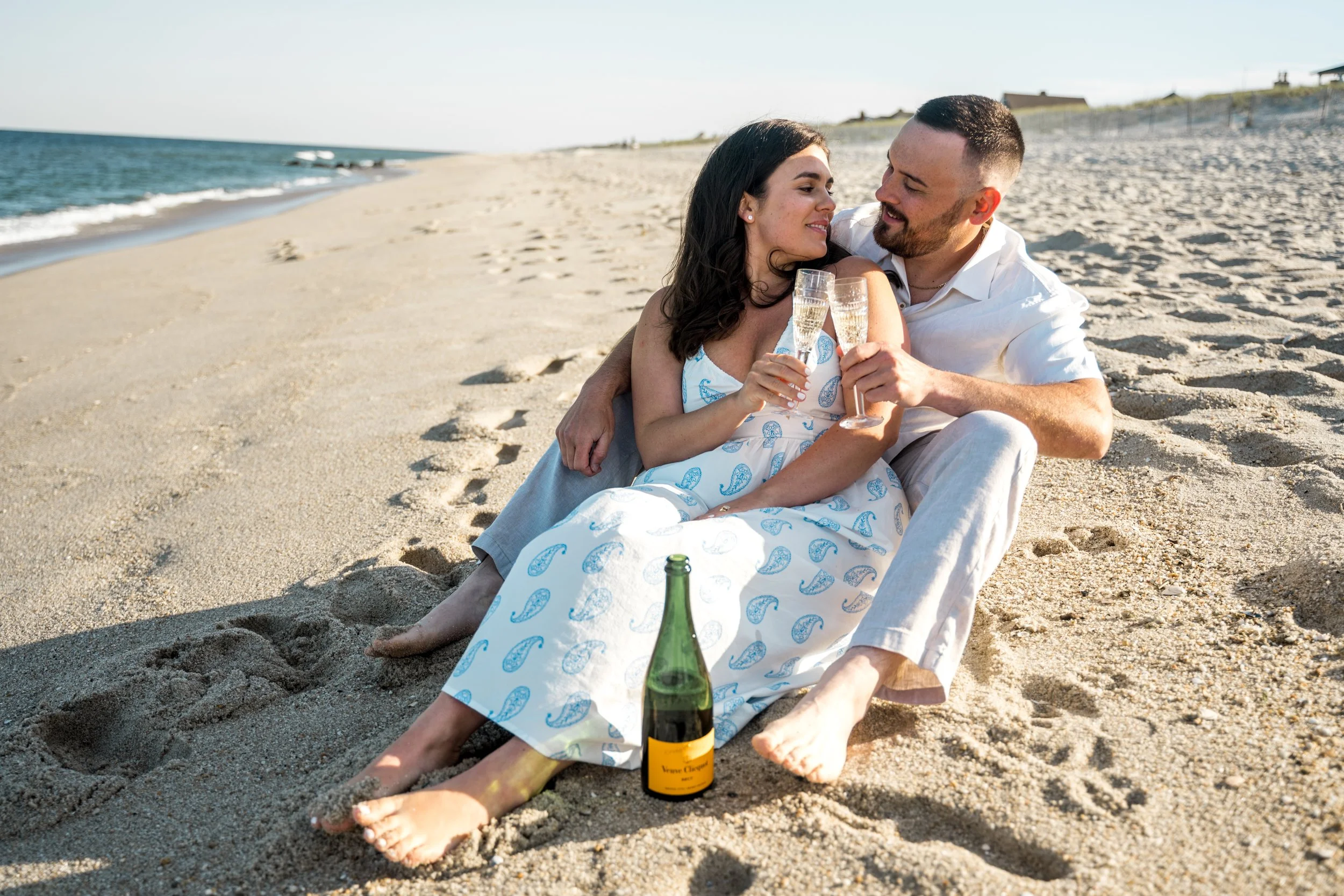 5 Tips for a Relaxed, Natural Beach Engagement Session