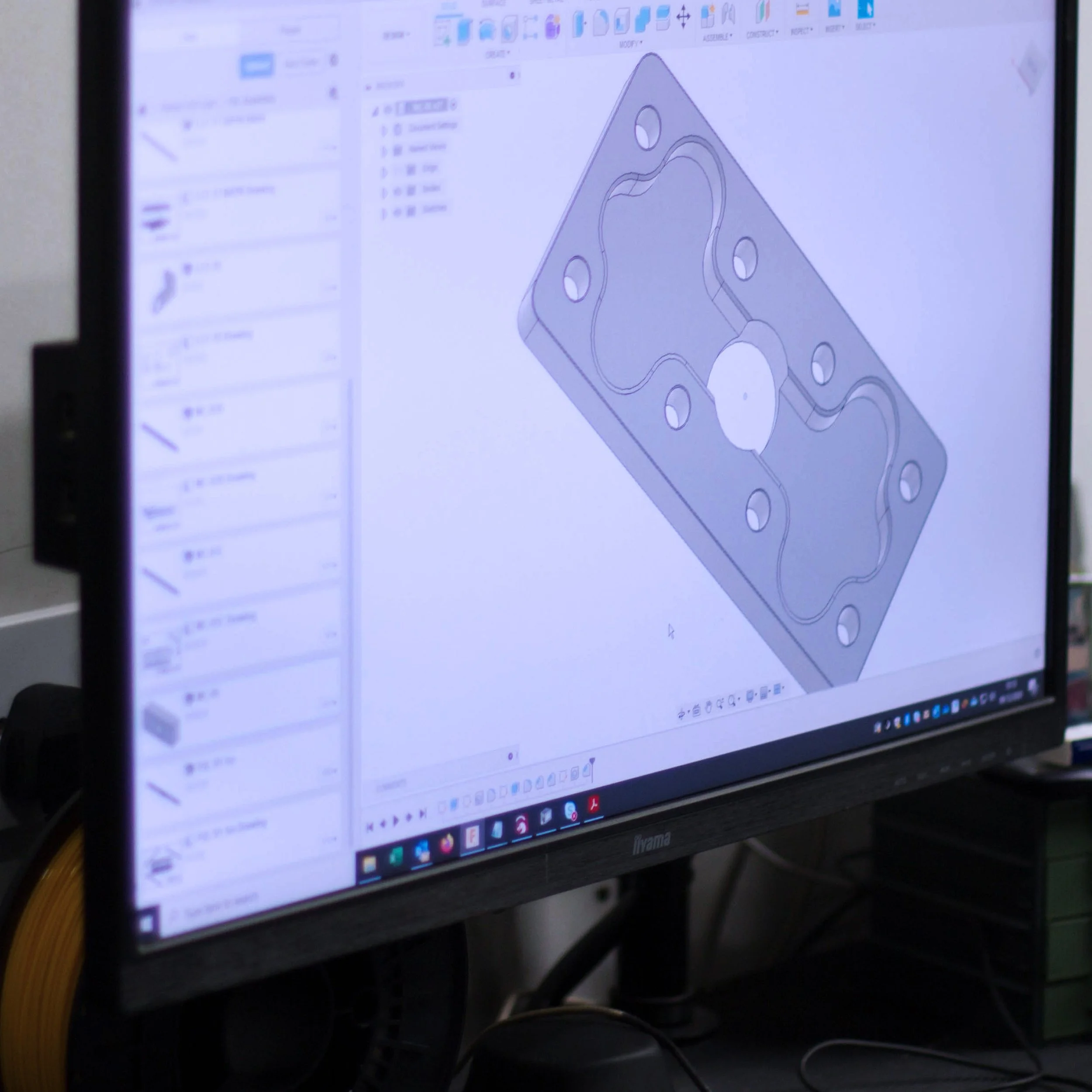 Complete product development process including CAD design, 3D printing, and assembly at Karpas Engineering.