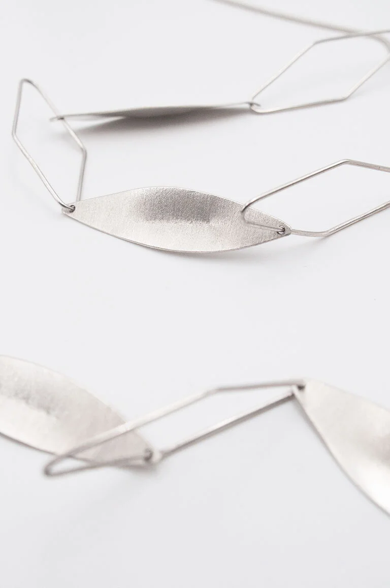 Collar Hostoak II largo