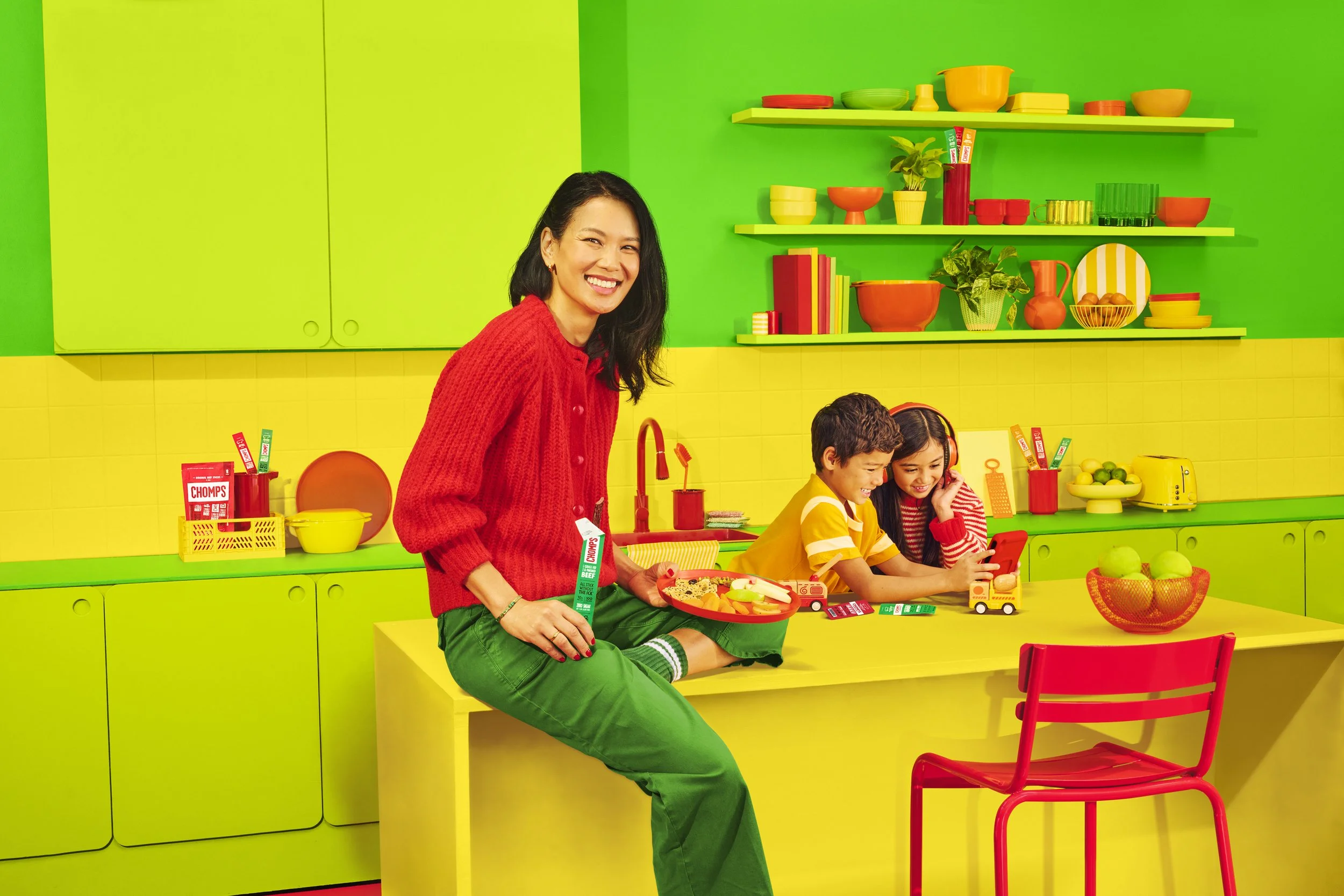 Chomps_EATING_BETTER_TOGETHER_KITCHEN_Still_4281HB_C_ADOBERGB.jpg