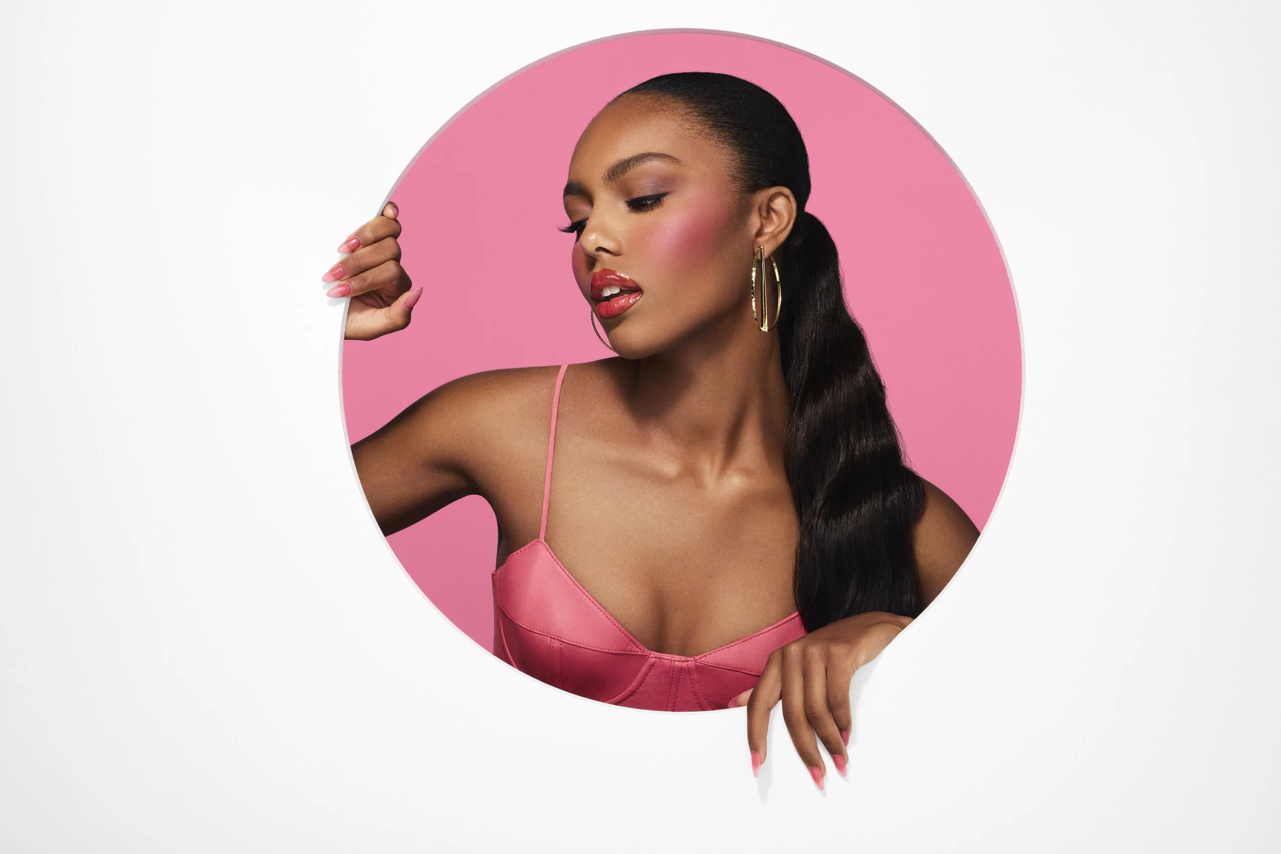 PoliteForBlush_AmandaVanessaMajelTimani_CloseupTimani_Milan_1790_3975BN_D_ADOBERGB.jpg