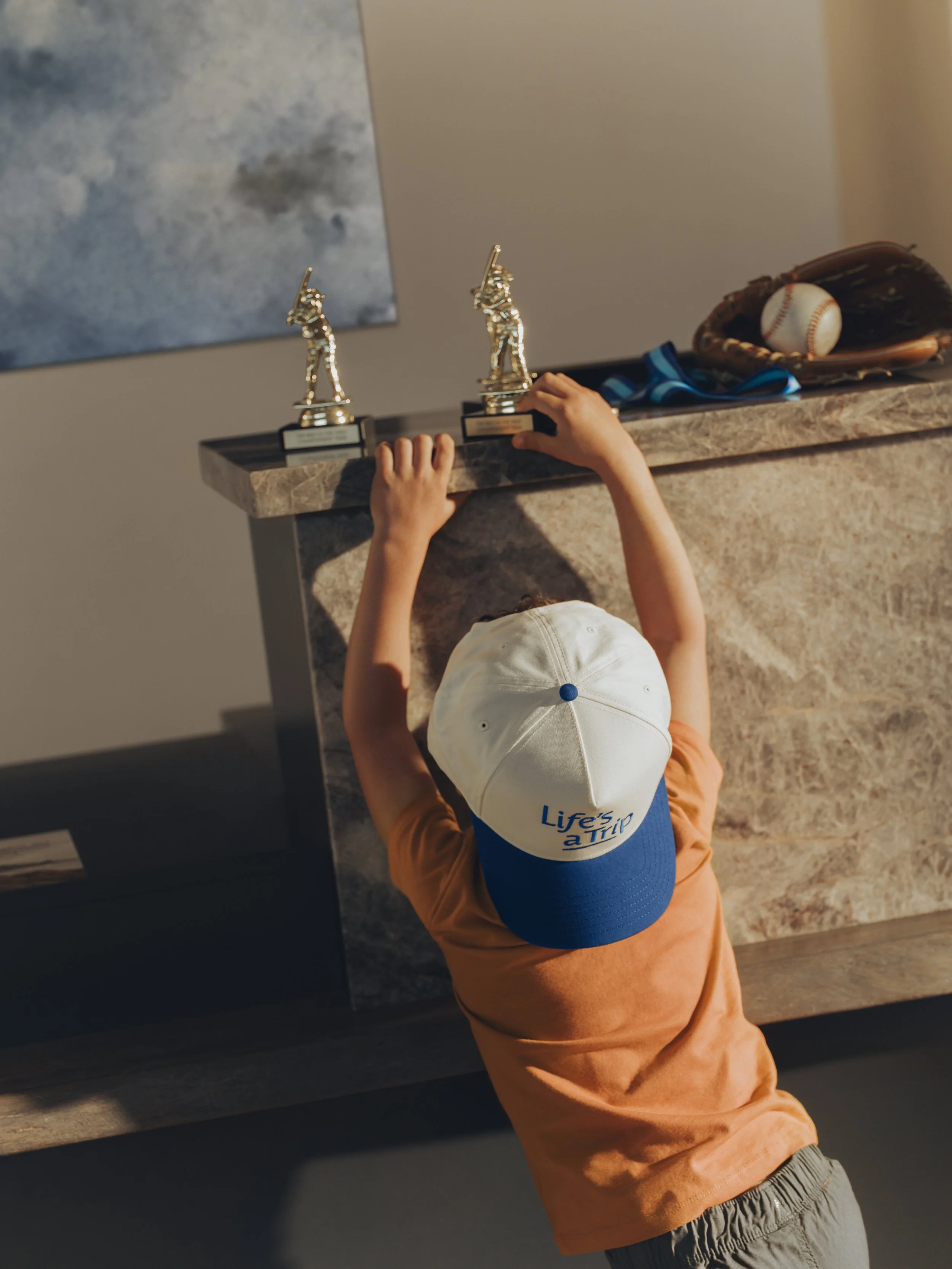 38_Lobby_Family Sports_Trophy Display Checkin_Talent_316_4386FC_C_ADOBERGB.jpg